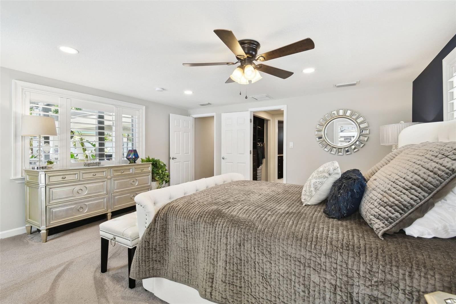 2826 W PAXTON AVE, TAMPA, FL, 33611