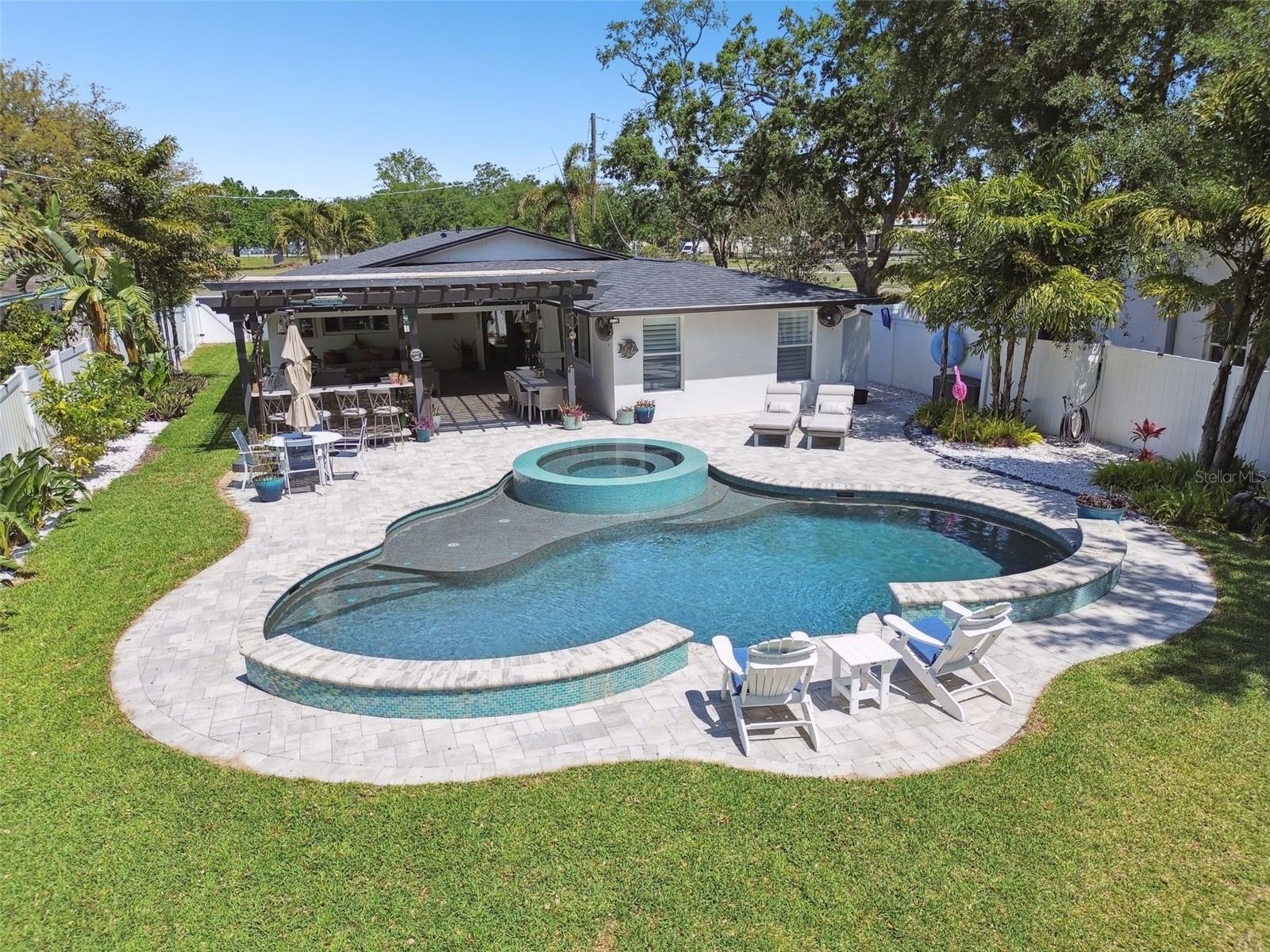 2826 W PAXTON AVE, TAMPA, FL, 33611