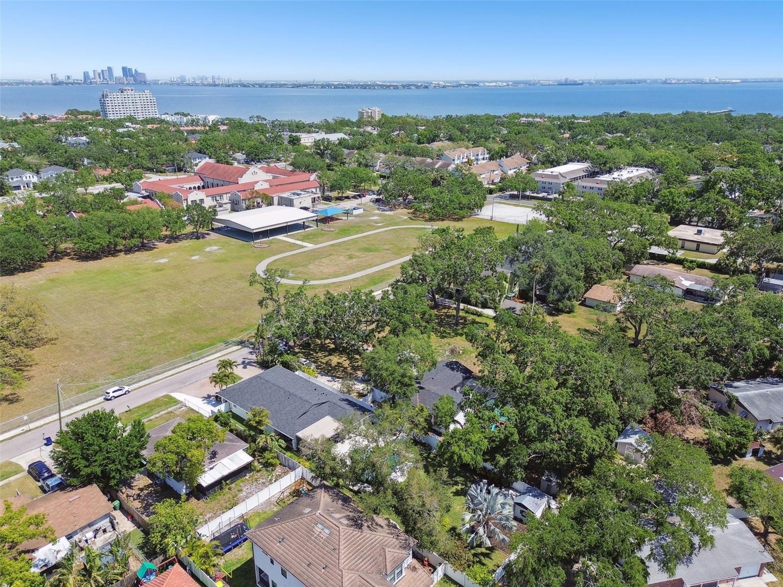 2826 W PAXTON AVE, TAMPA, FL, 33611