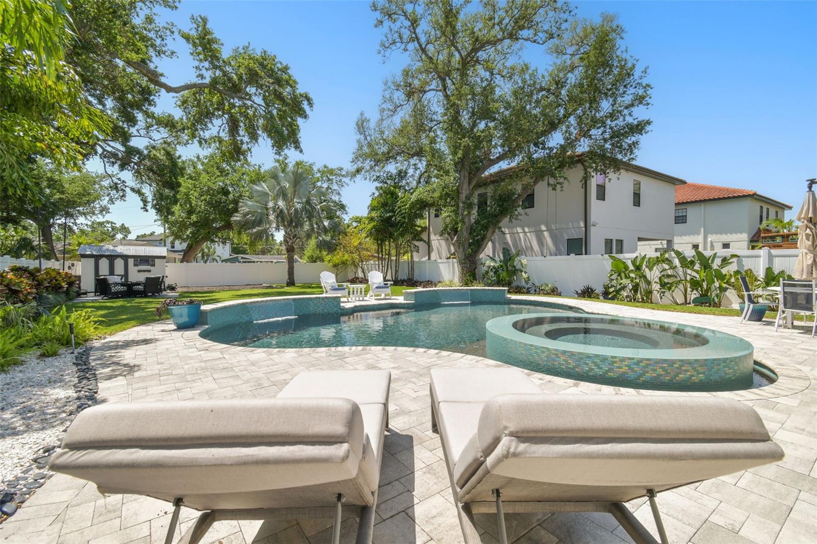 2826 W PAXTON AVE, TAMPA, FL, 33611
