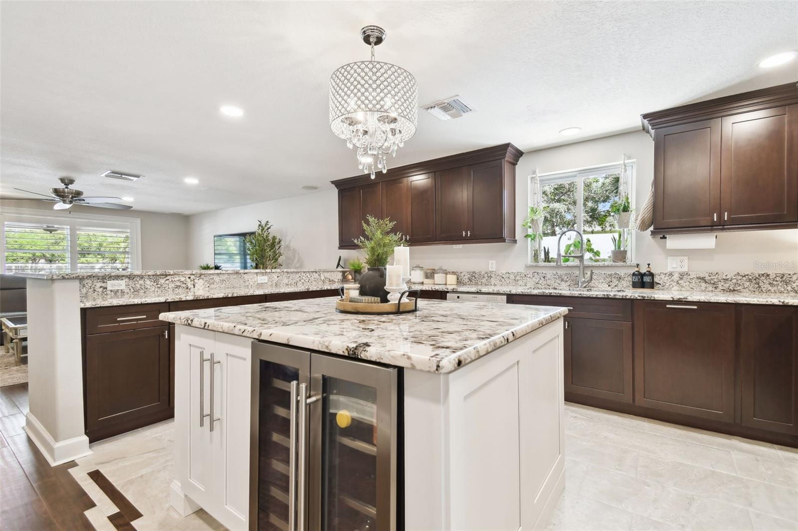 2826 W PAXTON AVE, TAMPA, FL, 33611