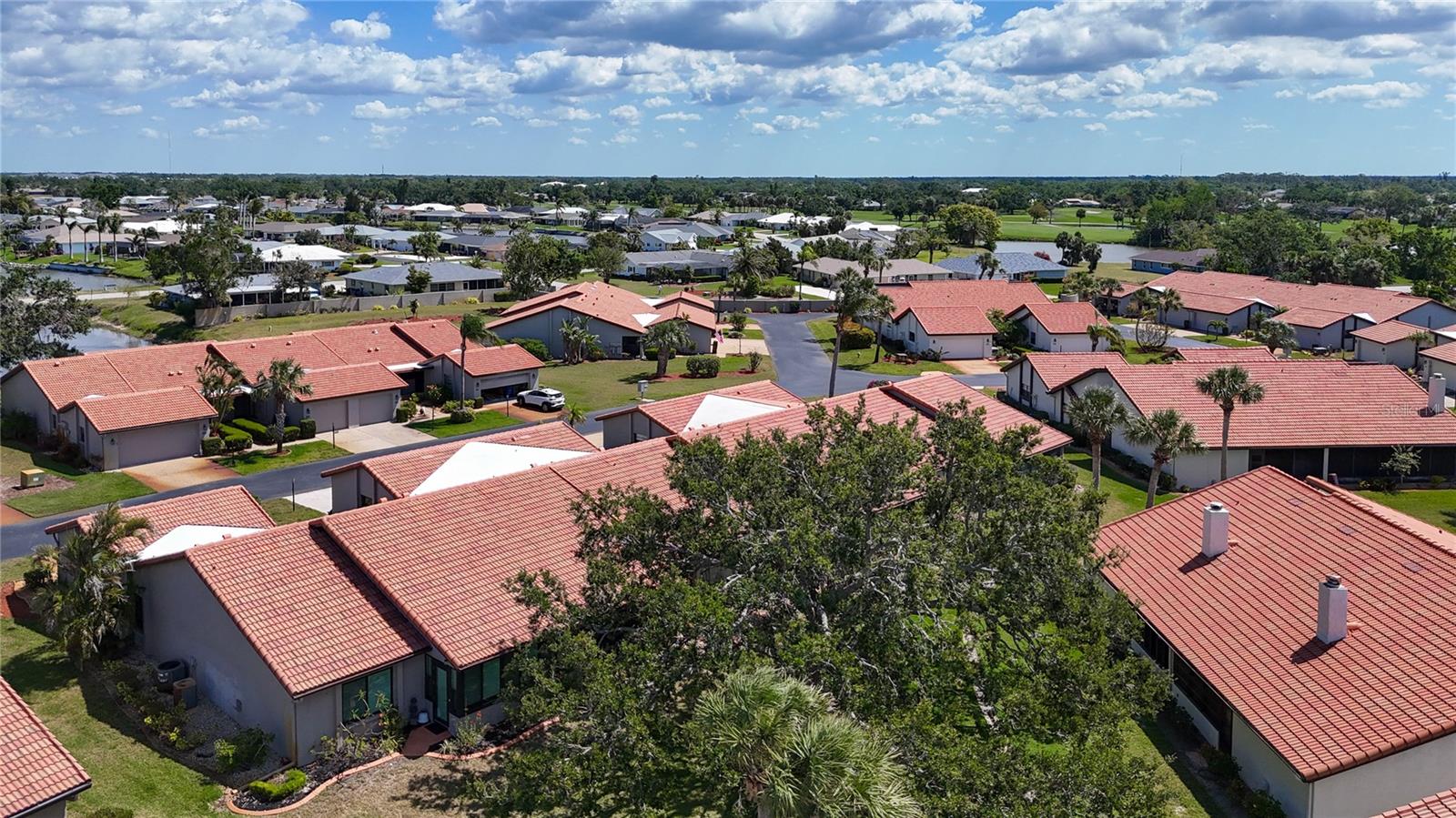 892 COUNTRY CLUB CIR #50, VENICE, FL, 34293