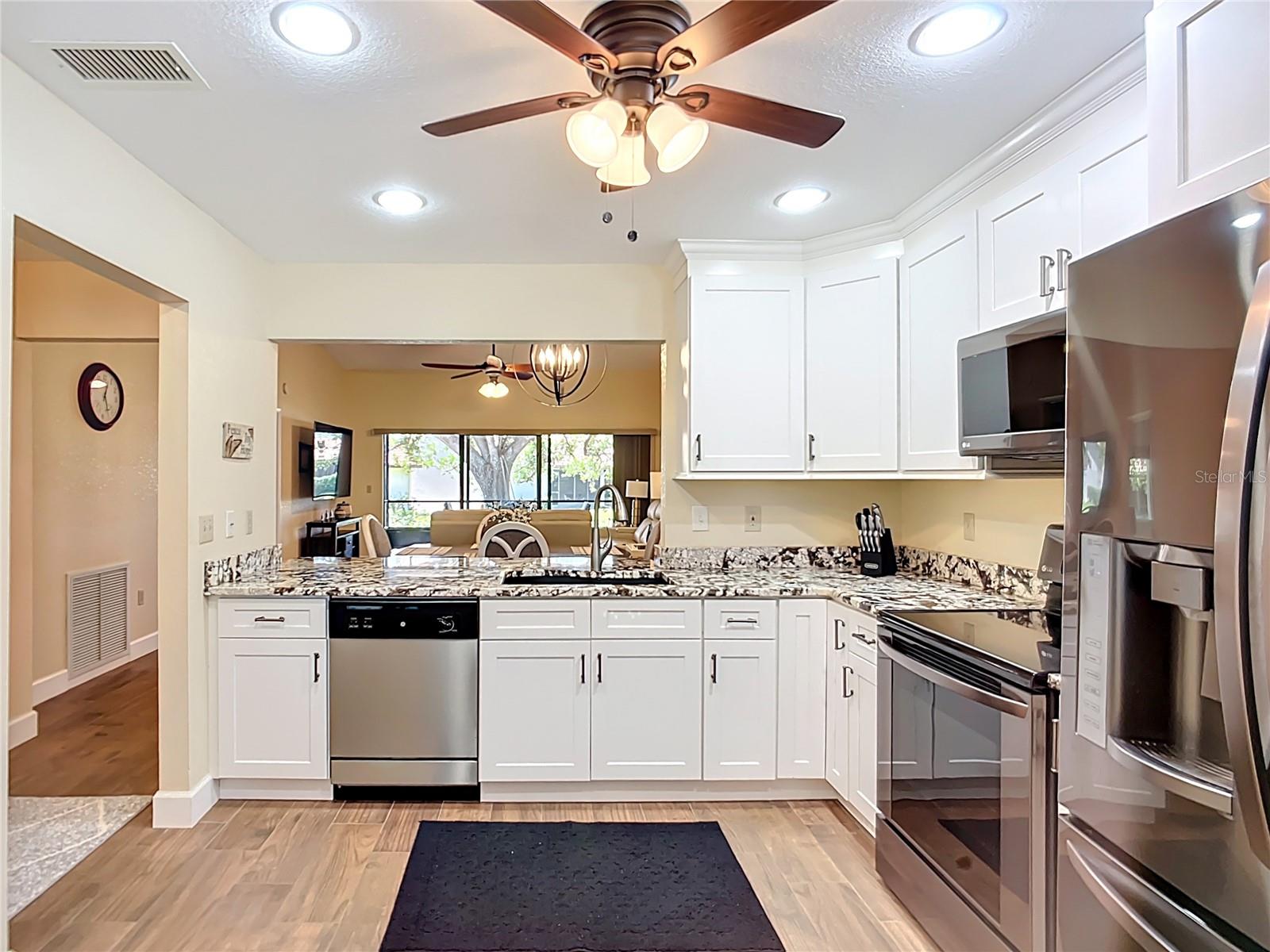 892 COUNTRY CLUB CIR #50, VENICE, FL, 34293