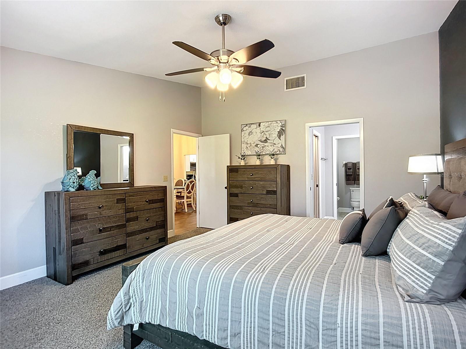 892 COUNTRY CLUB CIR #50, VENICE, FL, 34293