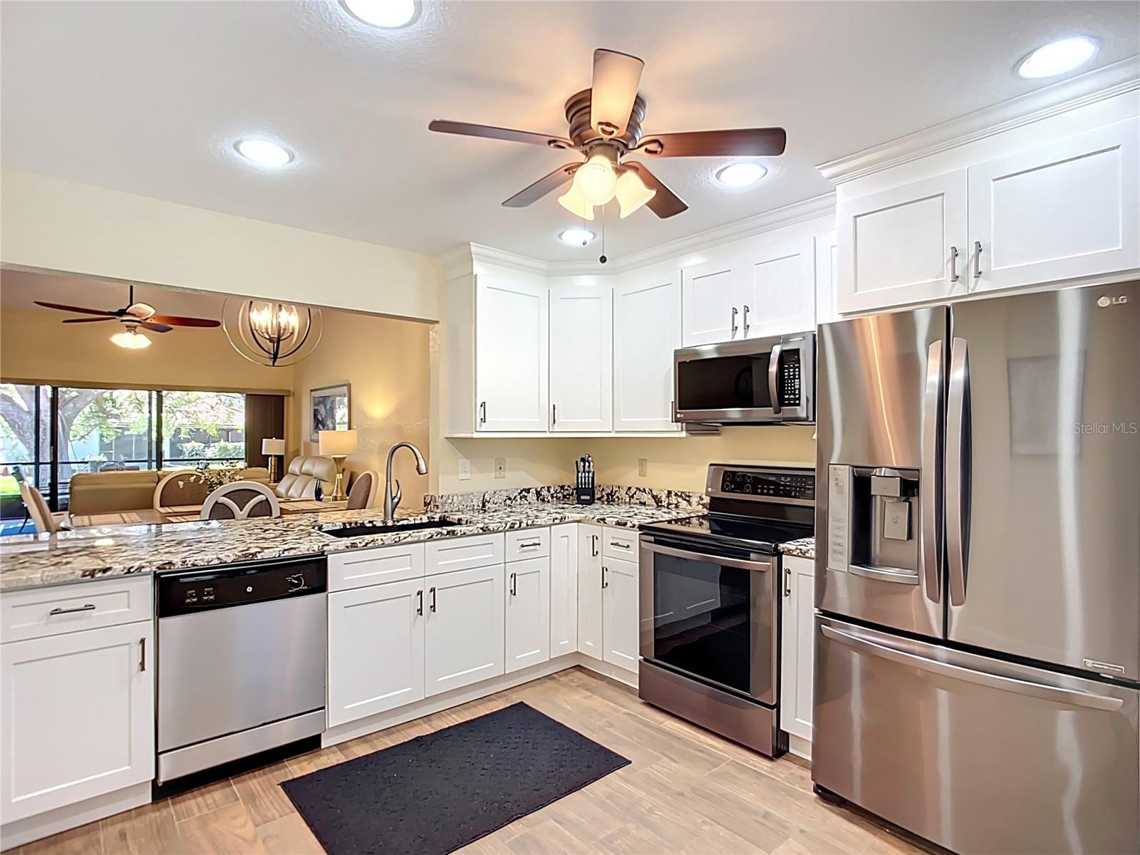 892 COUNTRY CLUB CIR #50, VENICE, FL, 34293