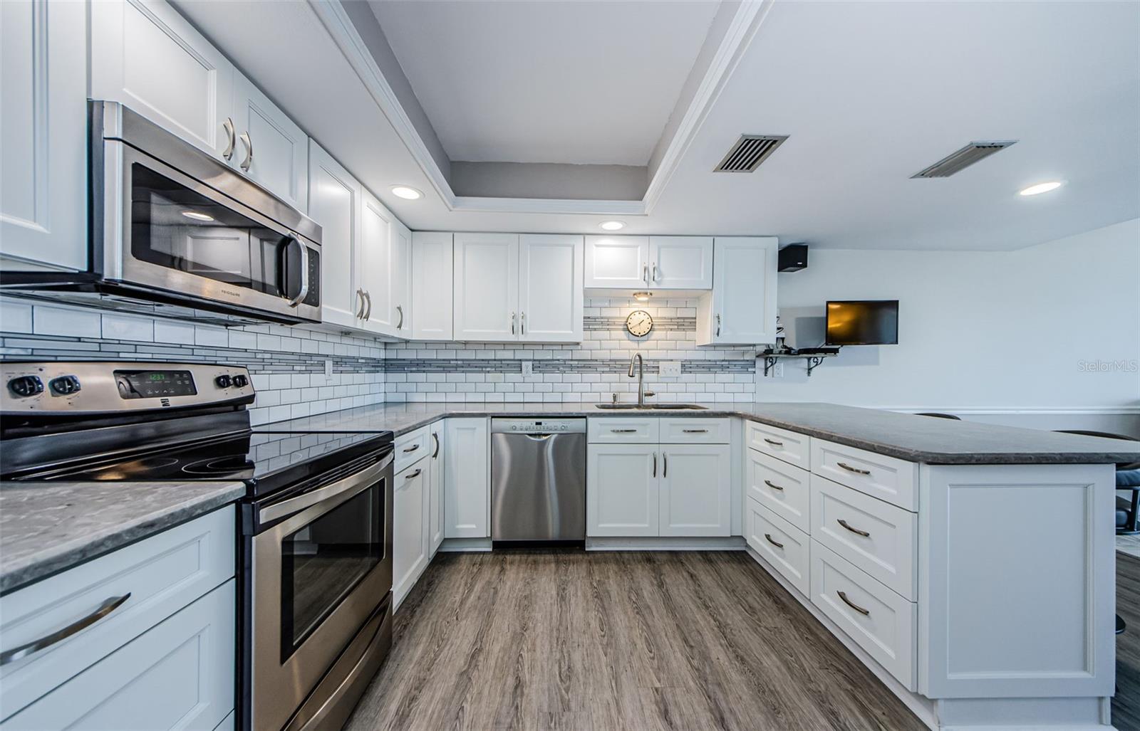 3021 COUNTRYSIDE BLVD #45A, CLEARWATER, FL, 33761