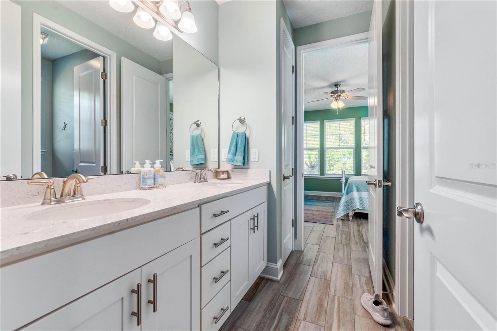 44 HIDDEN TREASURE DR, PALM COAST, FL, 32137