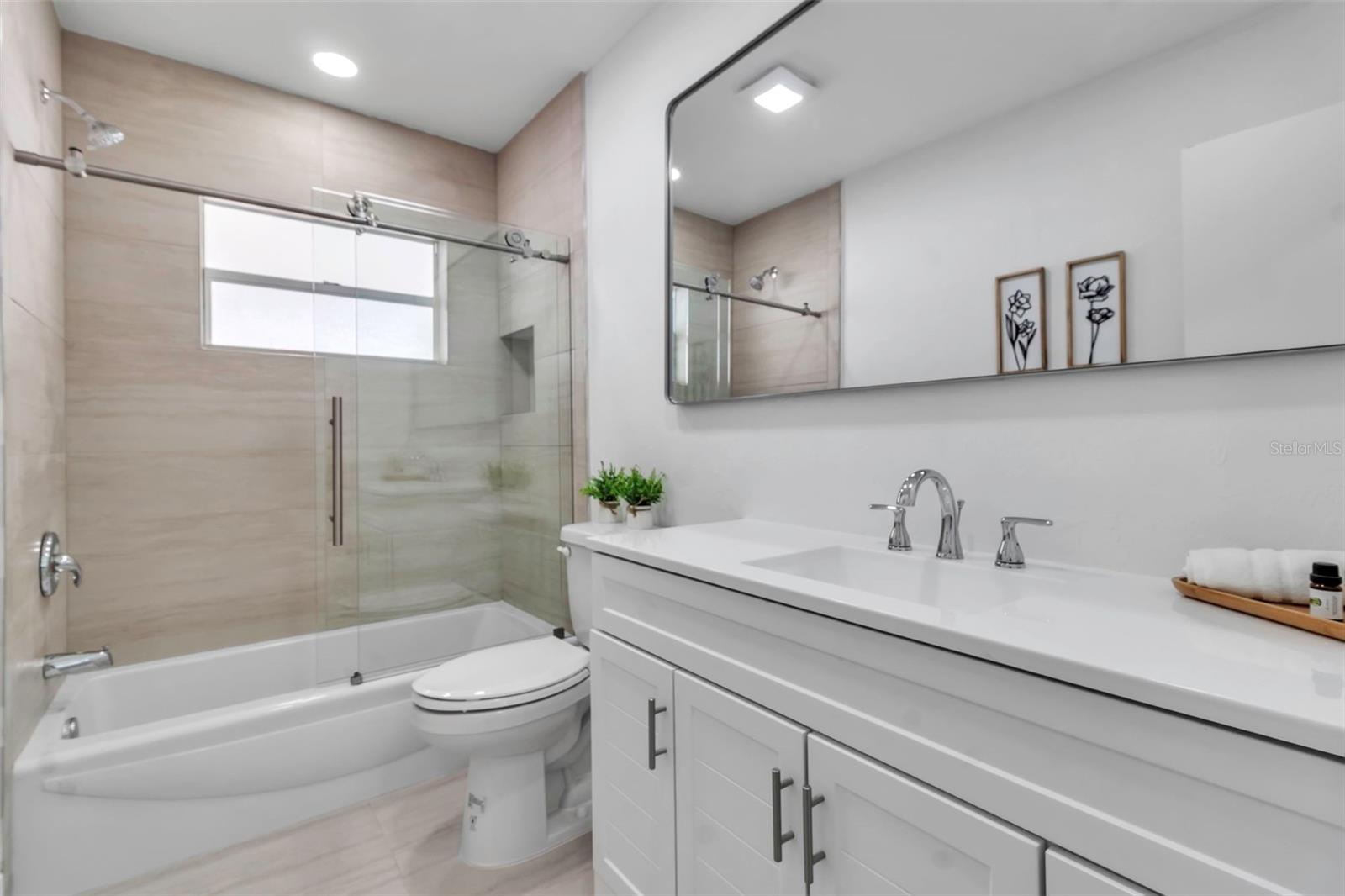 3101 BAY ST, SARASOTA, FL, 34237