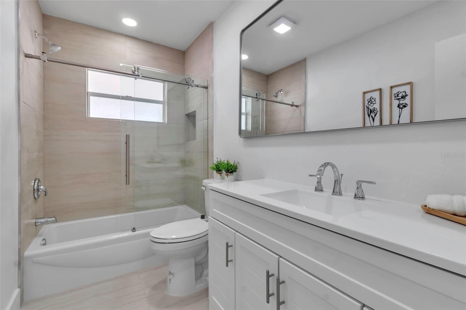 3101 BAY ST, SARASOTA, FL, 34237