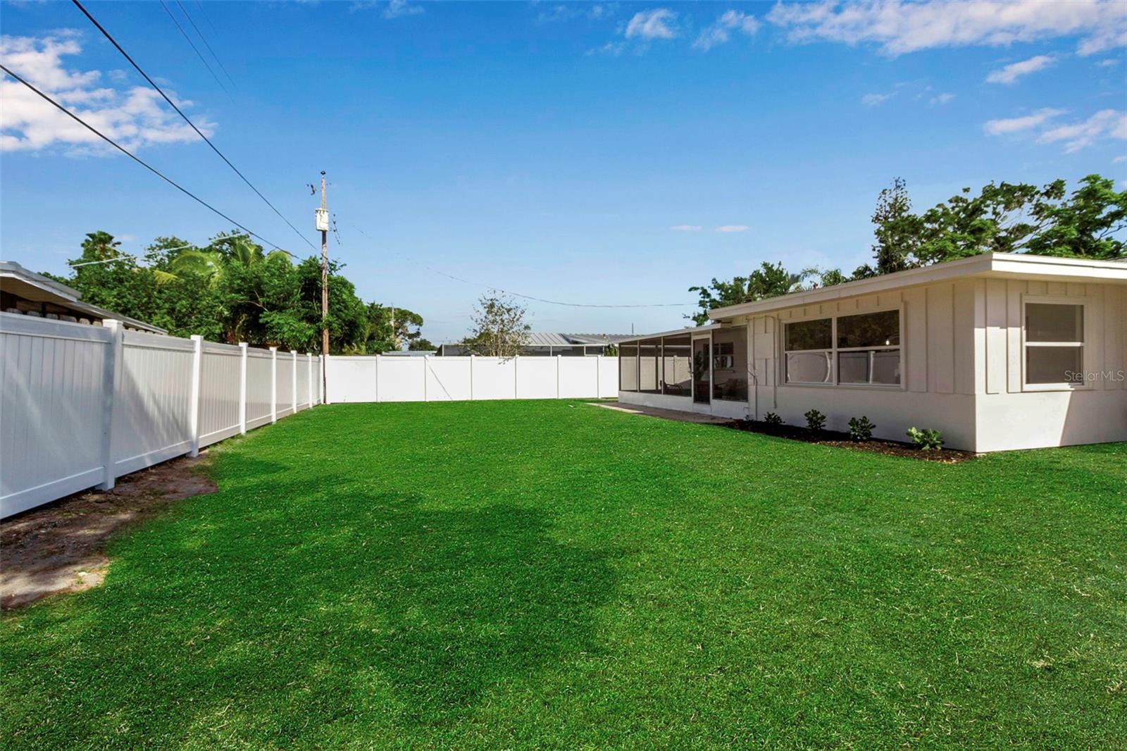 3101 BAY ST, SARASOTA, FL, 34237
