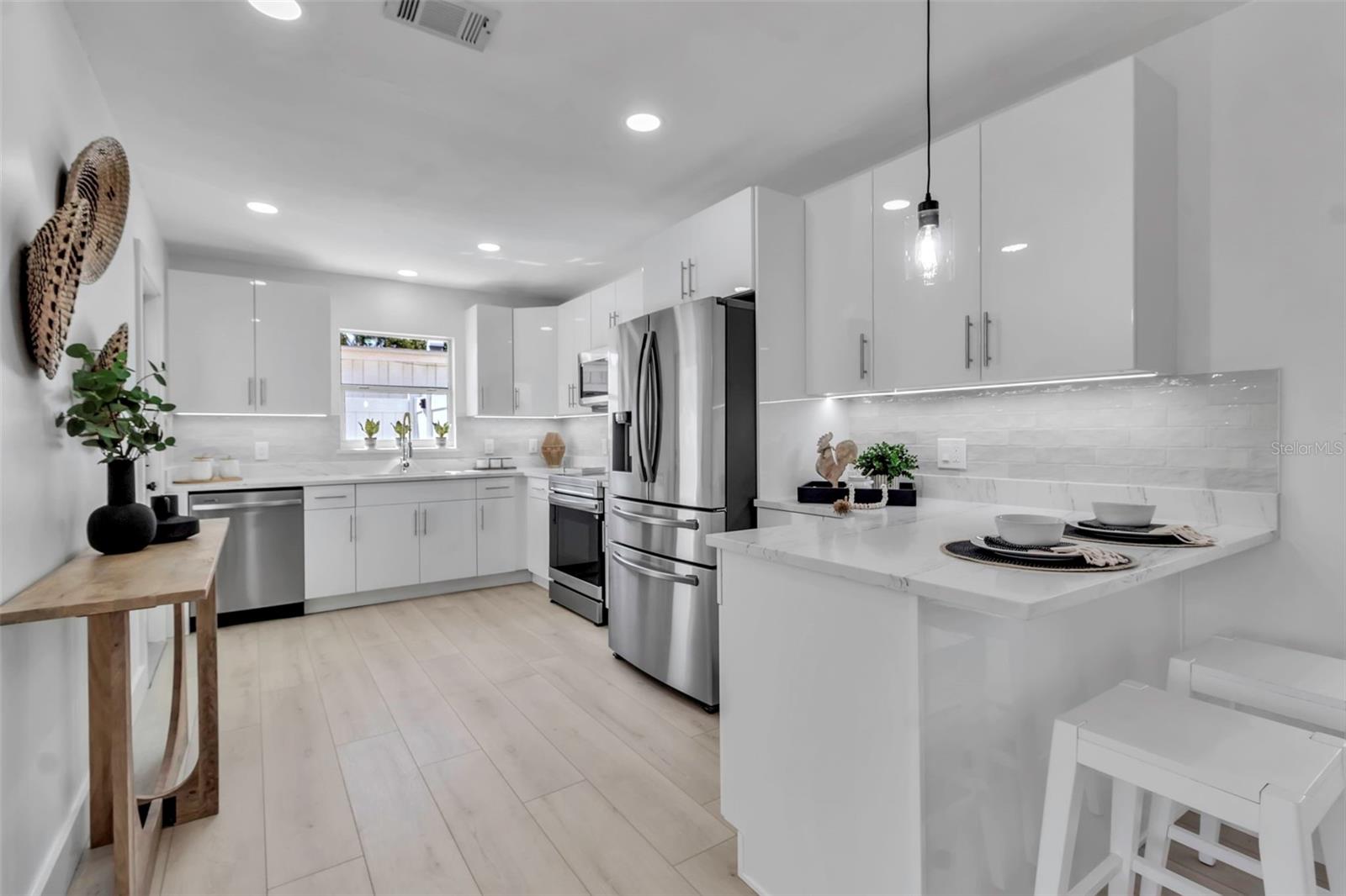 3101 BAY ST, SARASOTA, FL, 34237