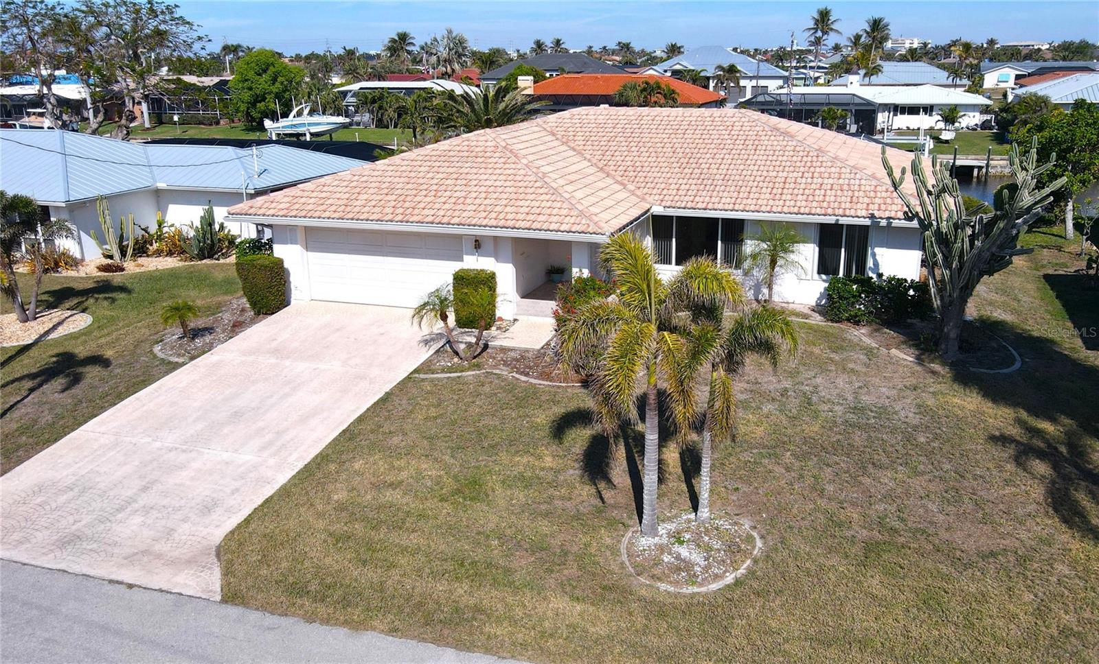 310 CAPRI ISLES CT, PUNTA GORDA, FL, 33950