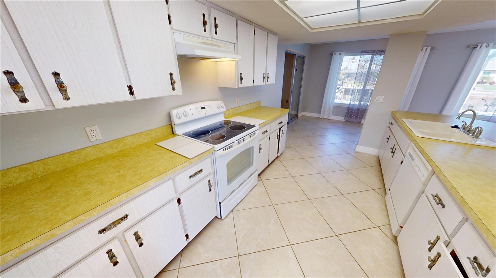 310 CAPRI ISLES CT, PUNTA GORDA, FL, 33950