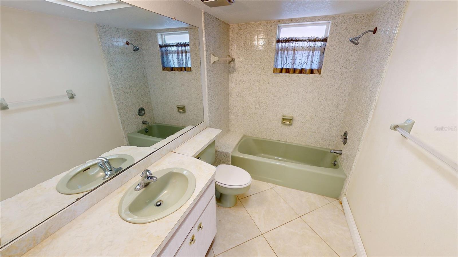 310 CAPRI ISLES CT, PUNTA GORDA, FL, 33950