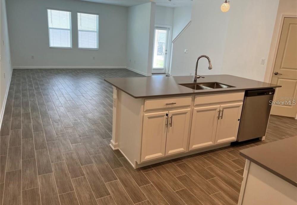 1616 CROSS PRAIRIE PKWY, KISSIMMEE, FL, 34744