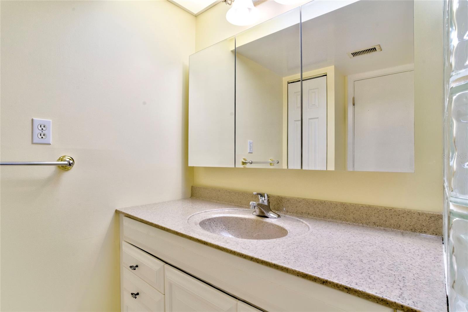 660 ISLAND WAY #708, CLEARWATER, FL, 33767