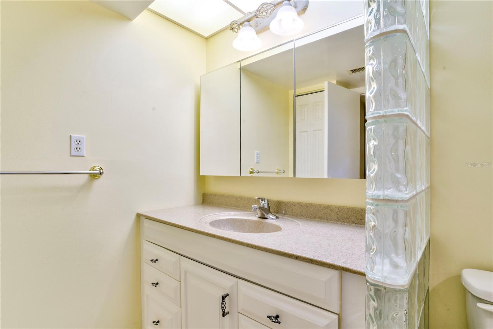 660 ISLAND WAY #708, CLEARWATER, FL, 33767