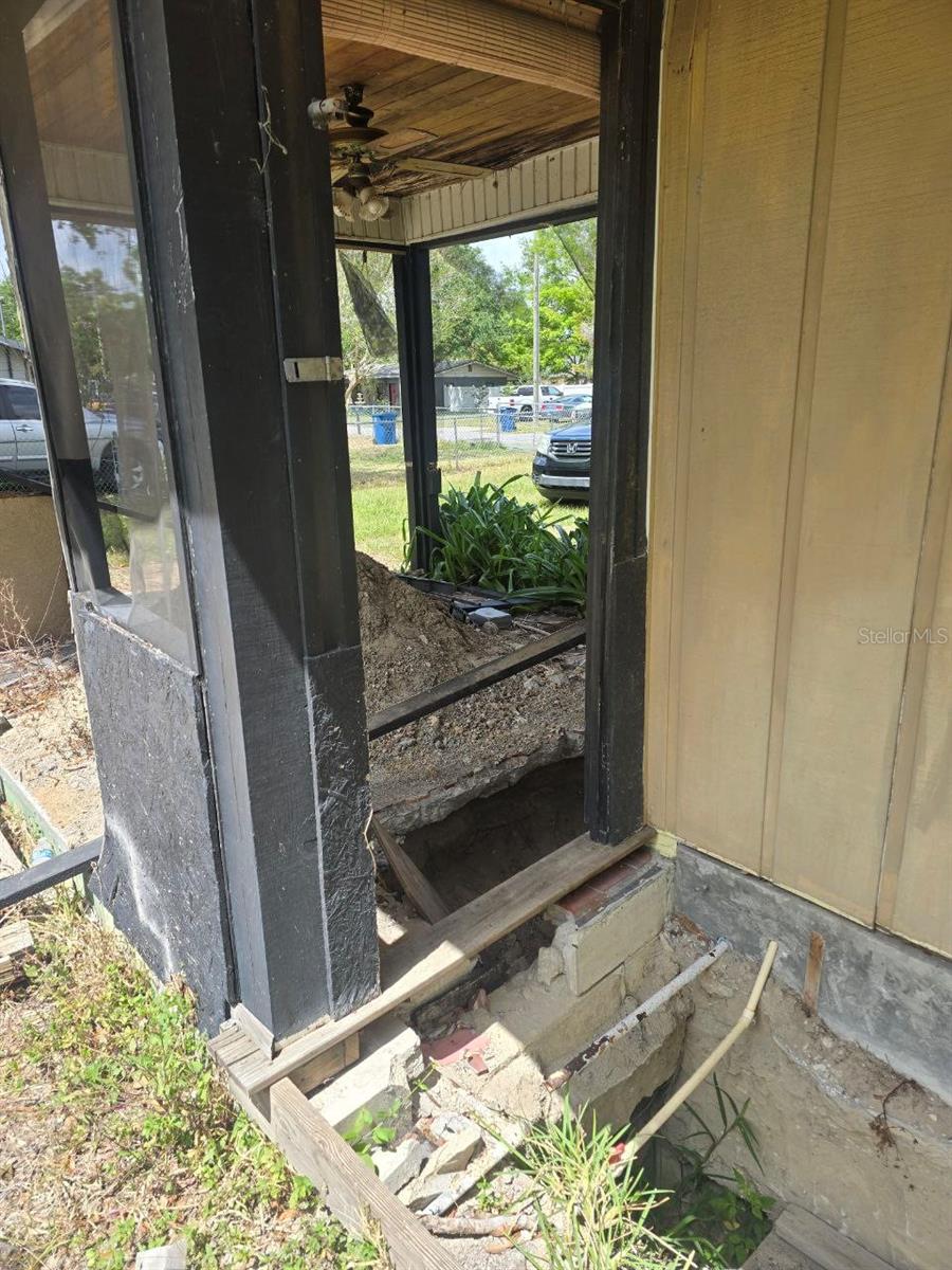 1211 NE 4TH ST, MULBERRY, FL, 33860