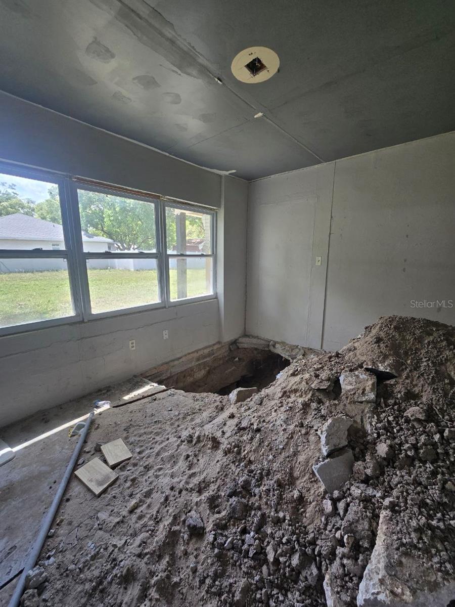 1211 NE 4TH ST, MULBERRY, FL, 33860