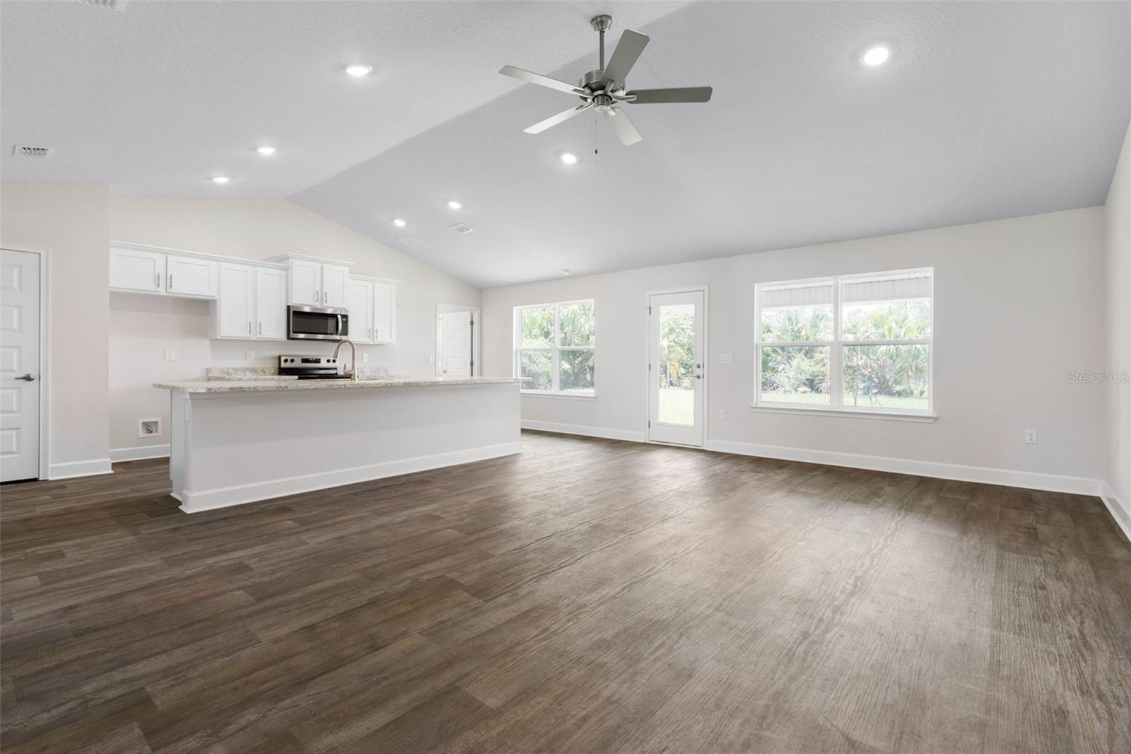 12 SQUANTO PL, PALM COAST, FL, 32164