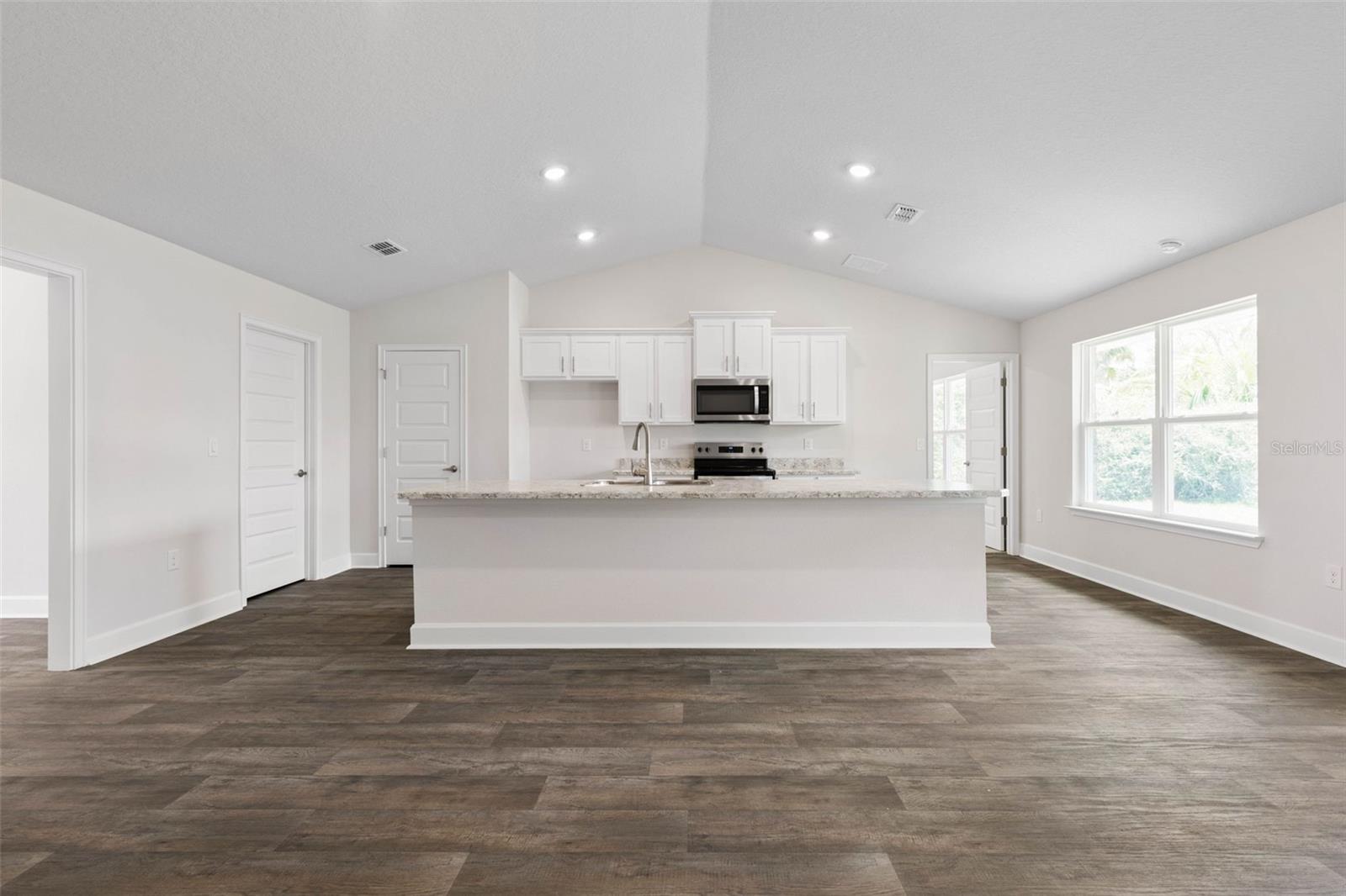 12 SQUANTO PL, PALM COAST, FL, 32164