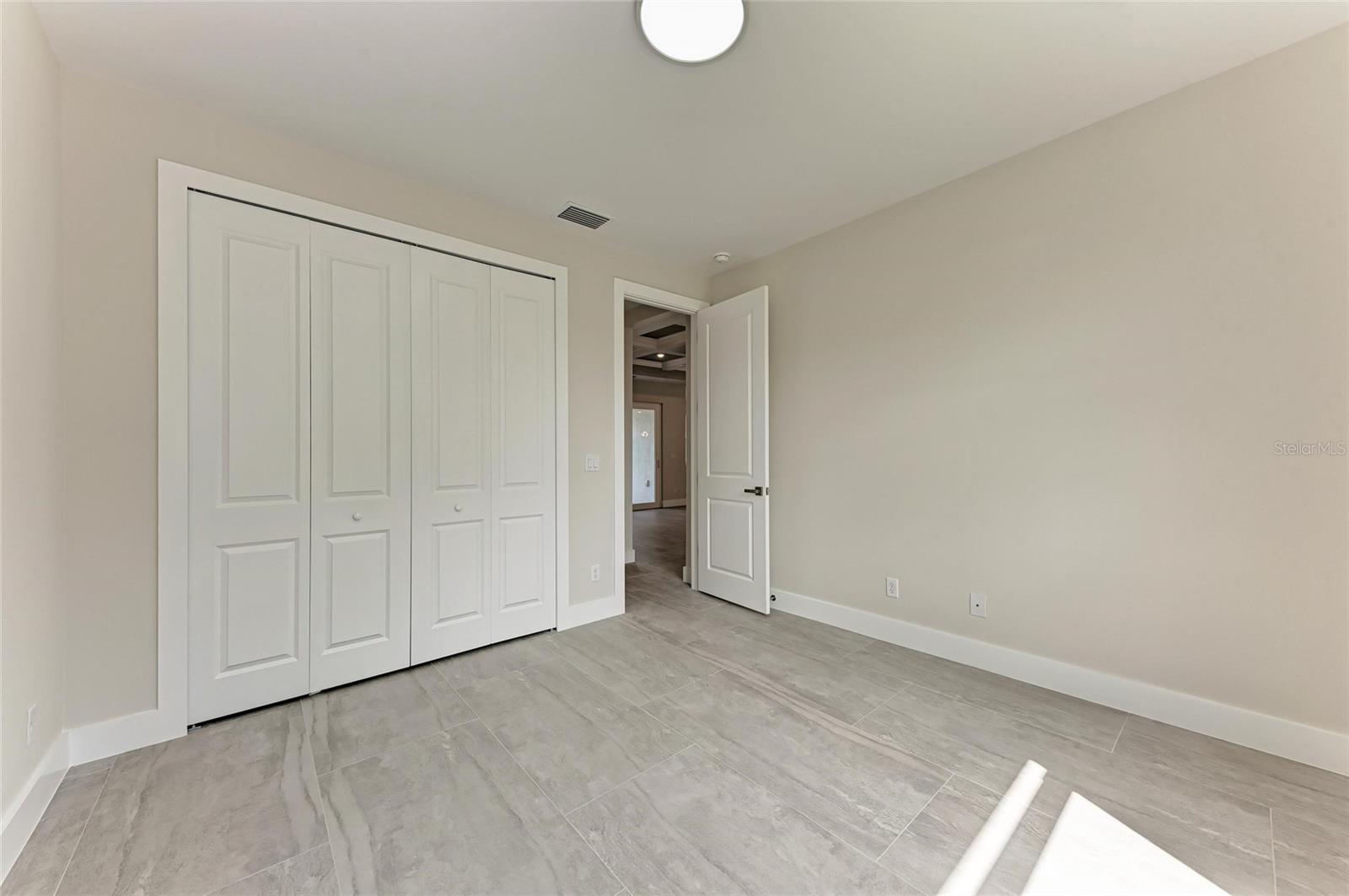 5322 SYRACUSE RD, VENICE, FL, 34293