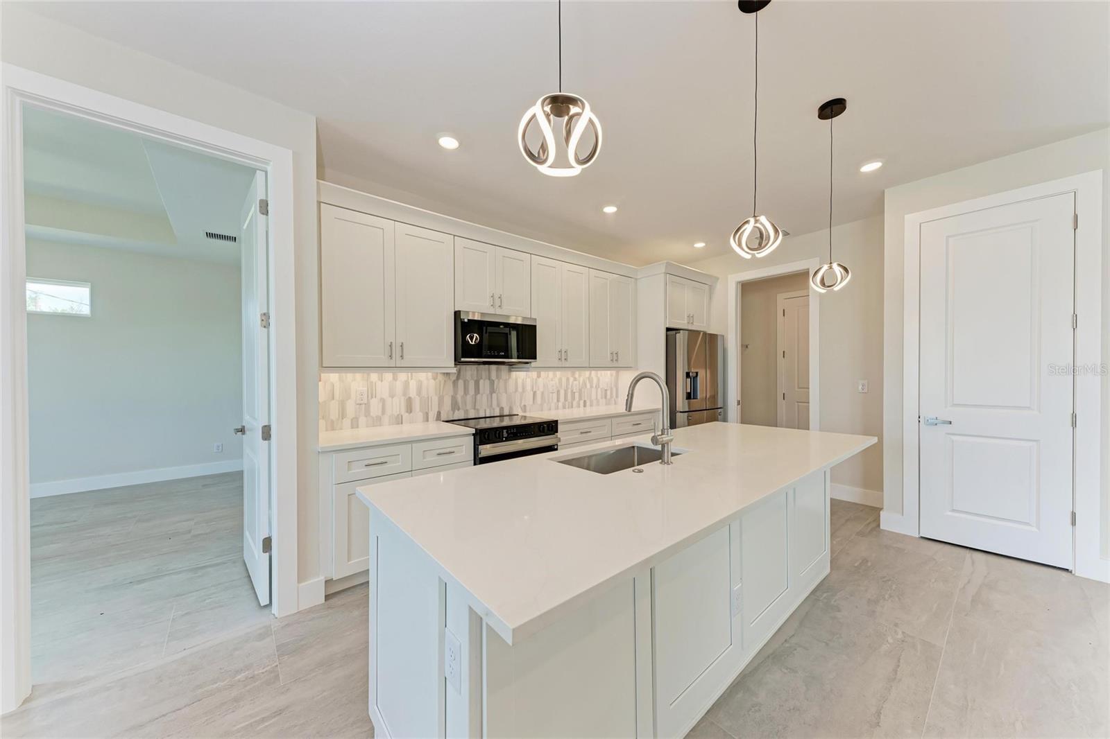 5322 SYRACUSE RD, VENICE, FL, 34293
