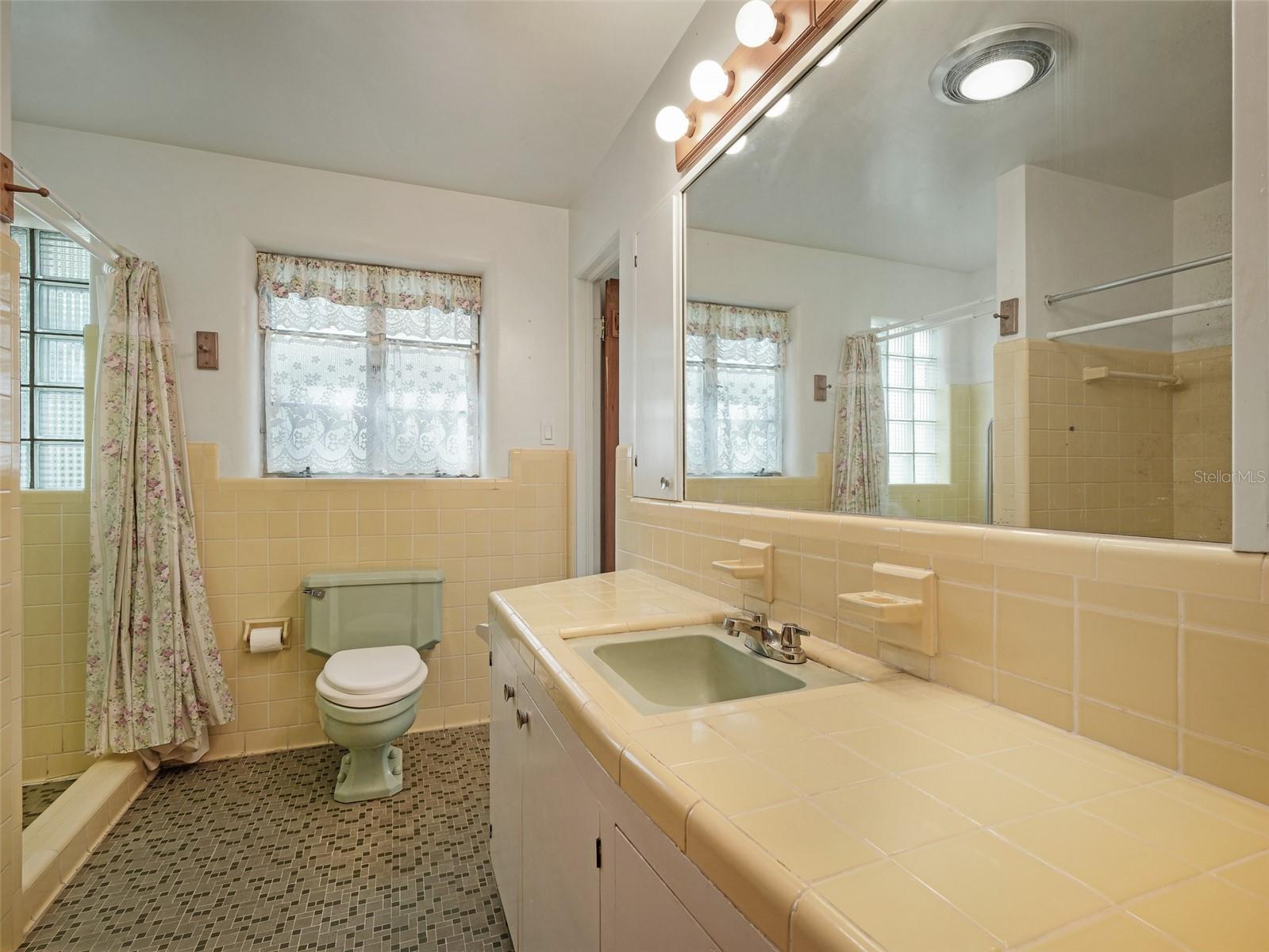 600 MAGNOLIA ST, NEW SMYRNA BEACH, FL, 32168
