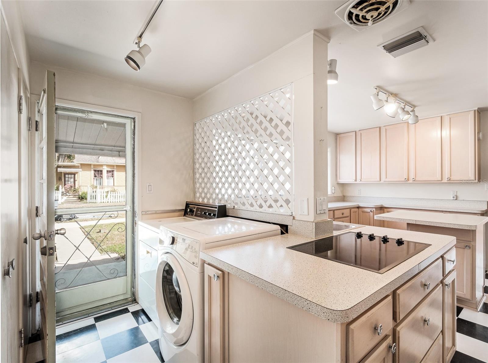 600 MAGNOLIA ST, NEW SMYRNA BEACH, FL, 32168