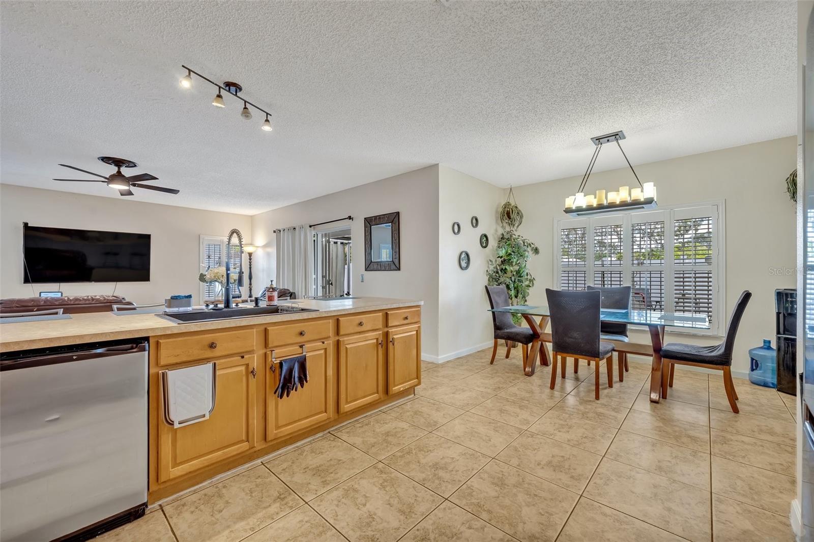 1072 JAMES DR, KISSIMMEE, FL, 34759