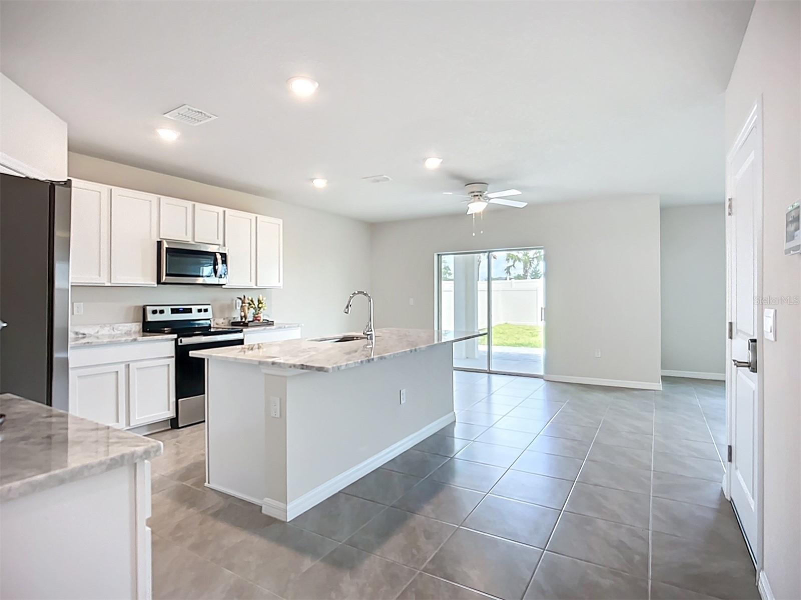 18023 CANOPY PL, BRADENTON, FL, 34211