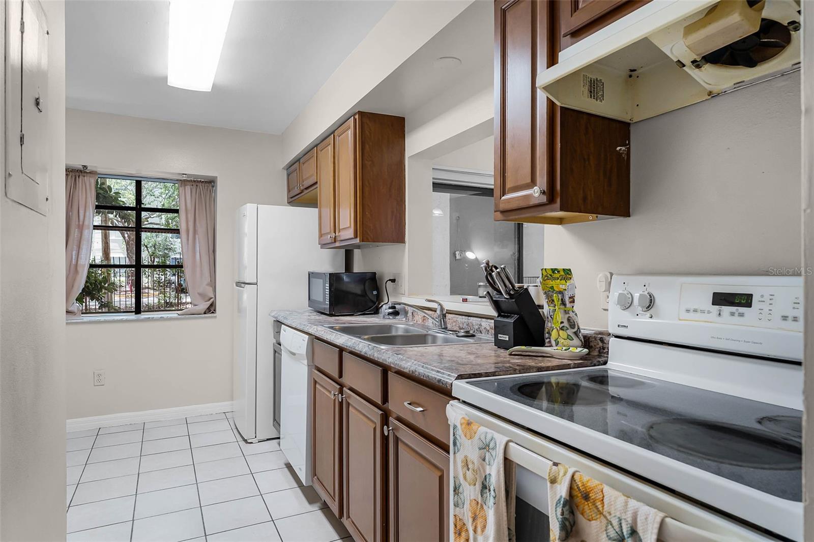 2636 LASER CT, ORLANDO, FL, 32826