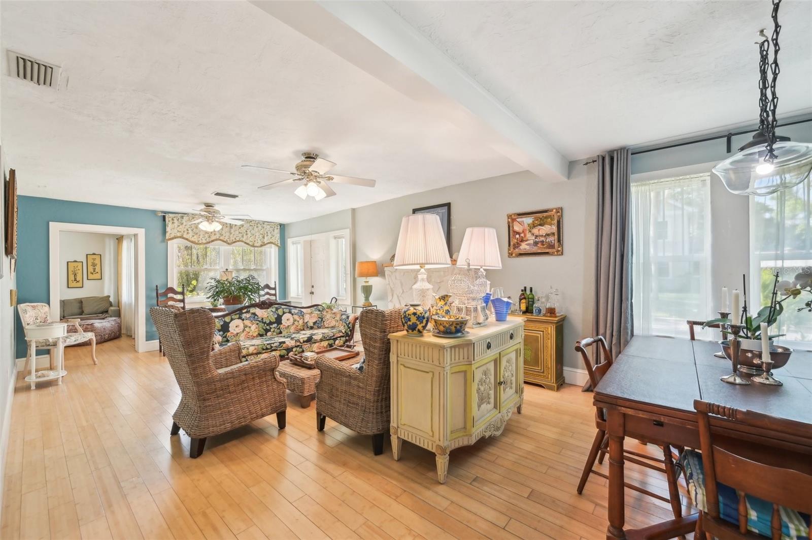 2216 13TH AVE W, BRADENTON, FL, 34205