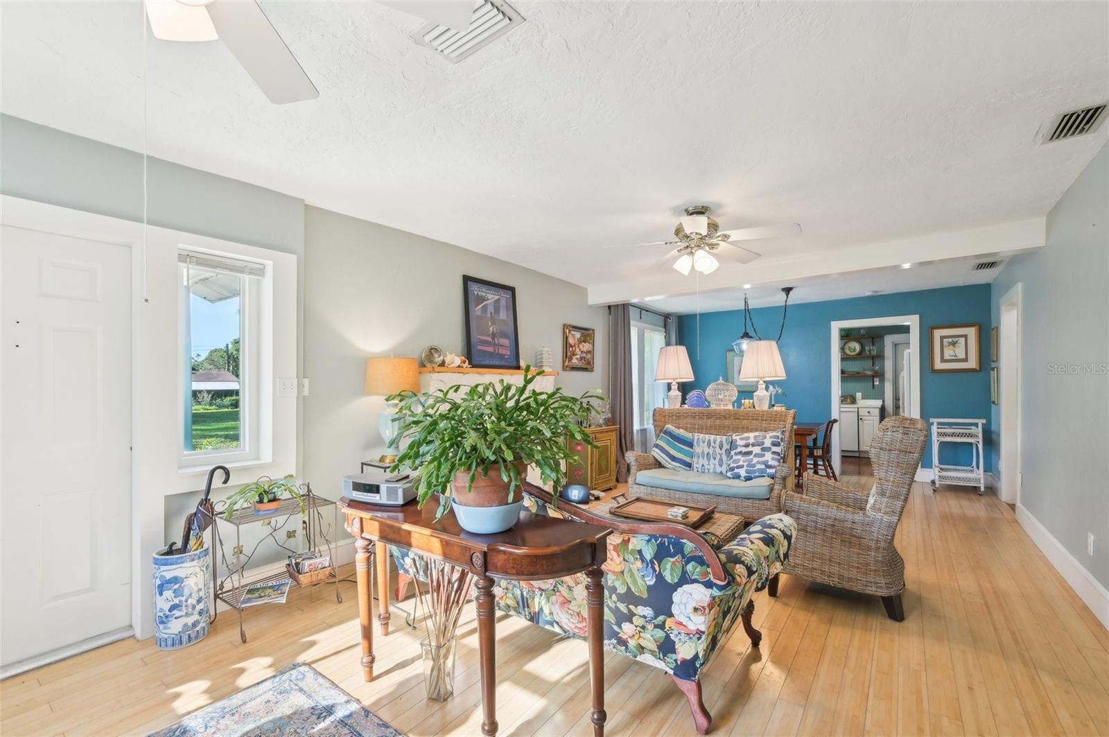 2216 13TH AVE W, BRADENTON, FL, 34205