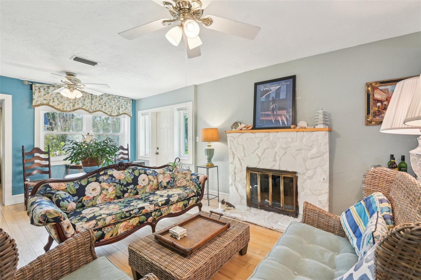 2216 13TH AVE W, BRADENTON, FL, 34205