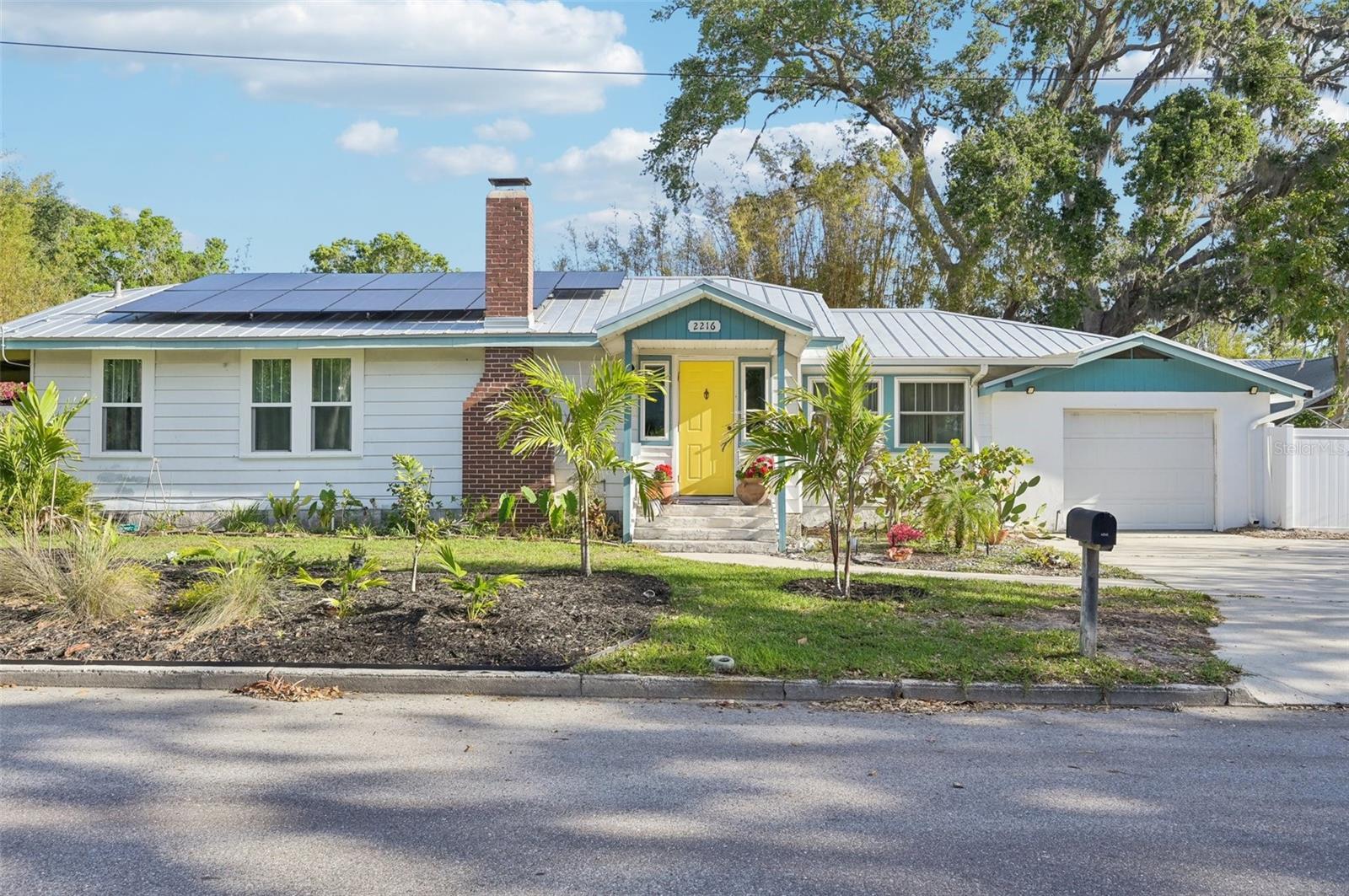 2216 13TH AVE W, BRADENTON, FL, 34205