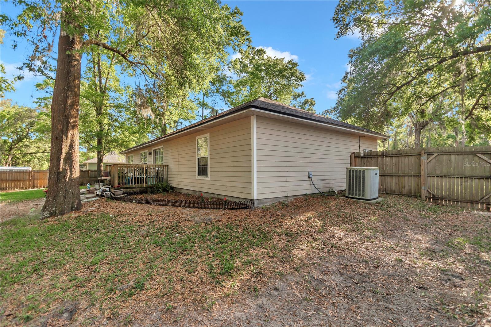 257 SE FOREST TER, LAKE CITY, FL, 32025