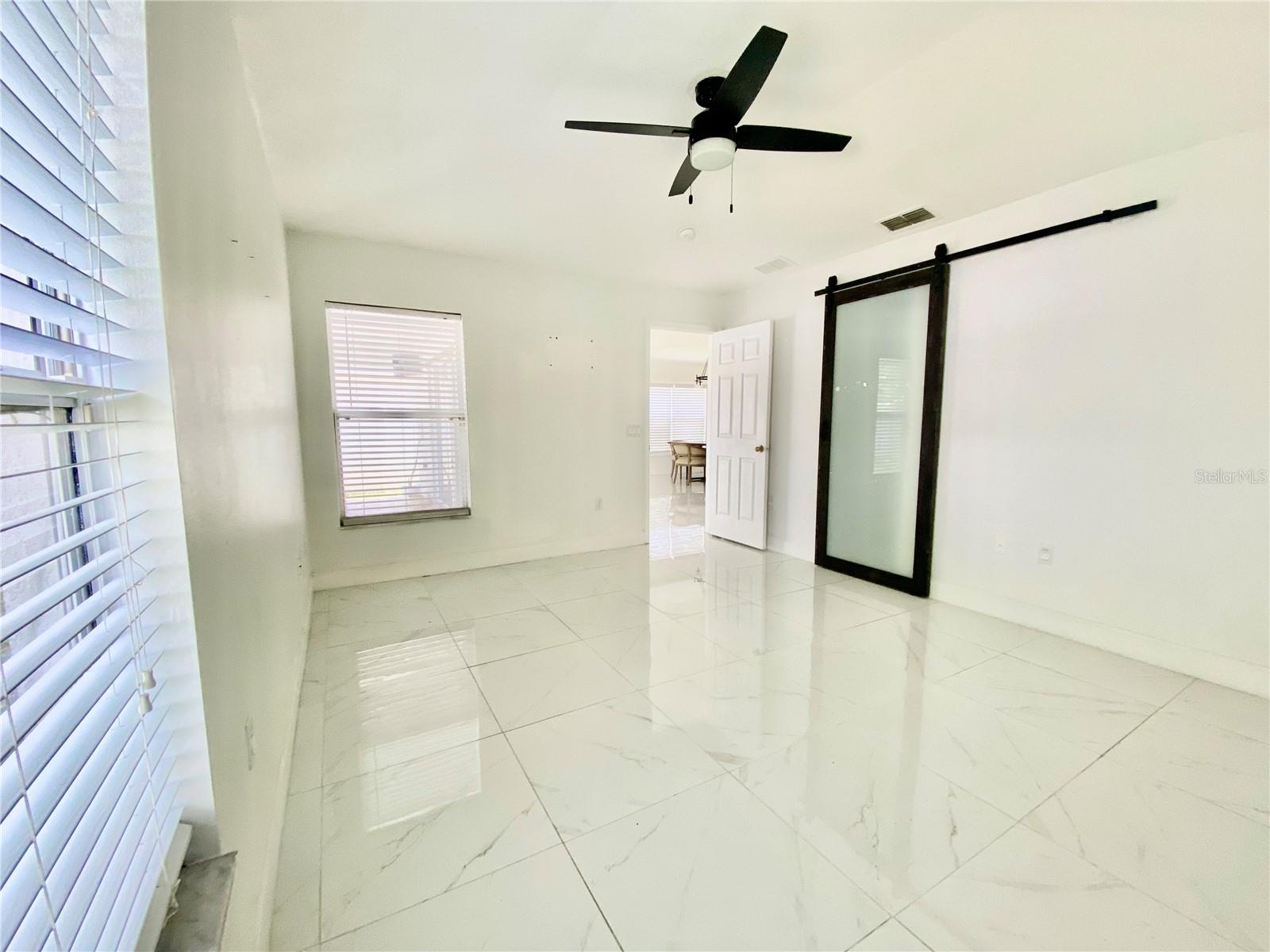 8233 WESTCOTT SHORE DR, ORLANDO, FL, 32829