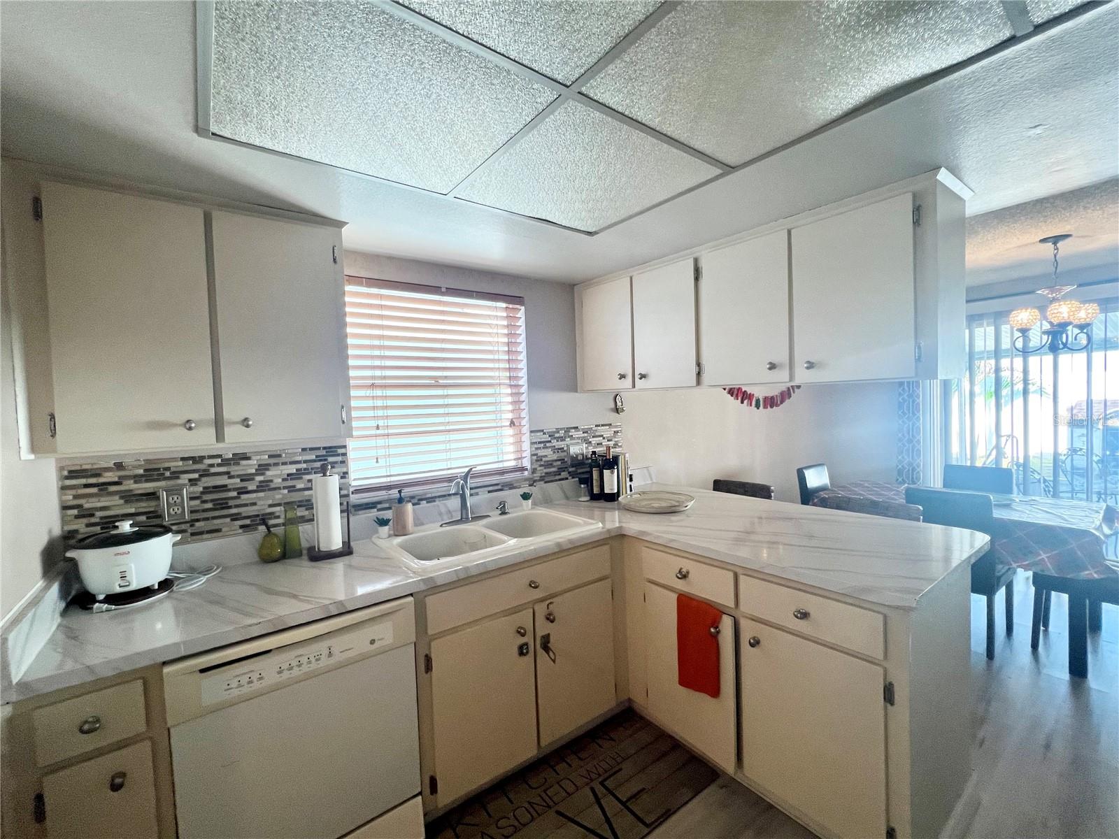 7371 MONTEREY BLVD, TAMPA, FL, 33625