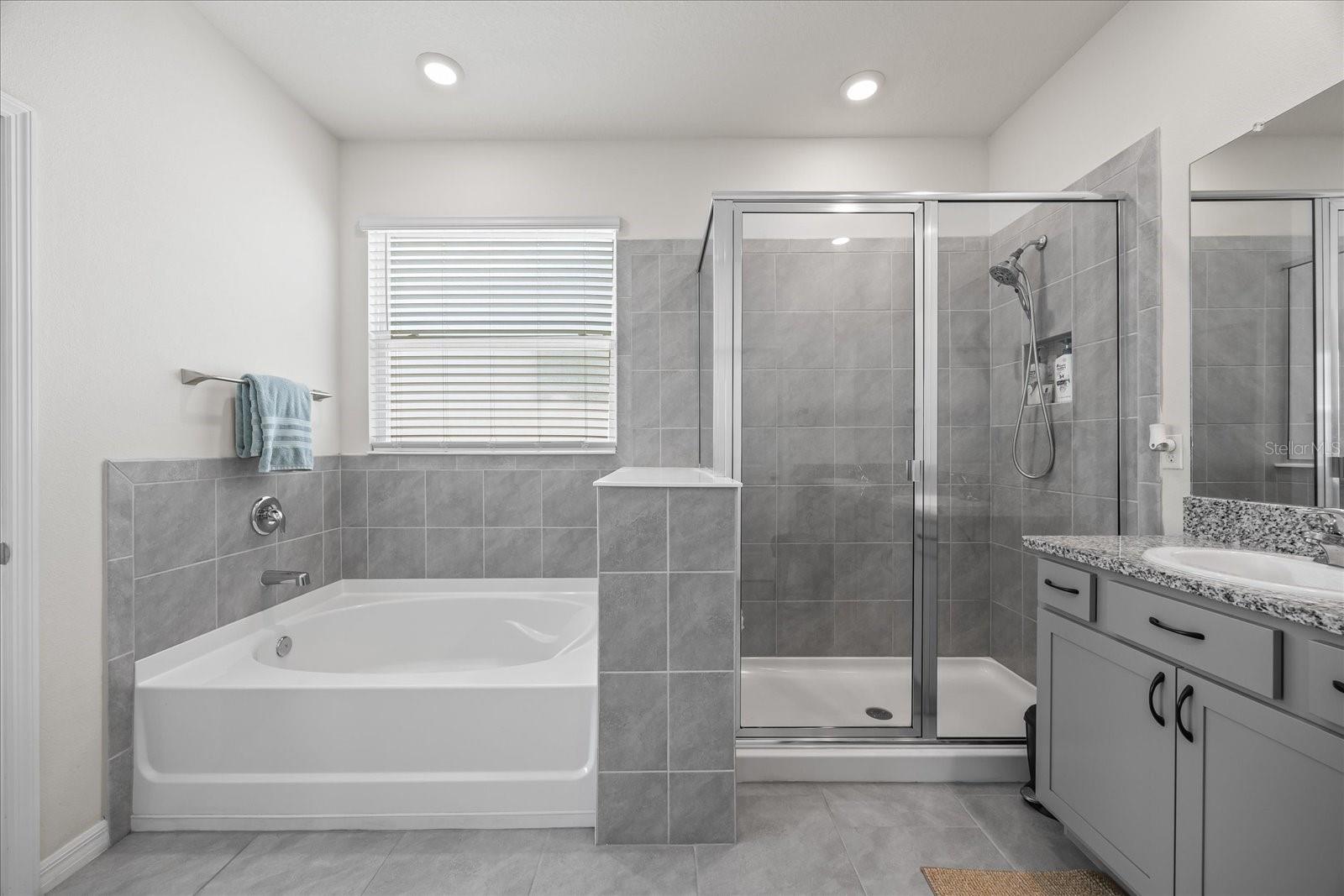 11951 BRIGHTON KNOLL LOOP, RIVERVIEW, FL, 33579