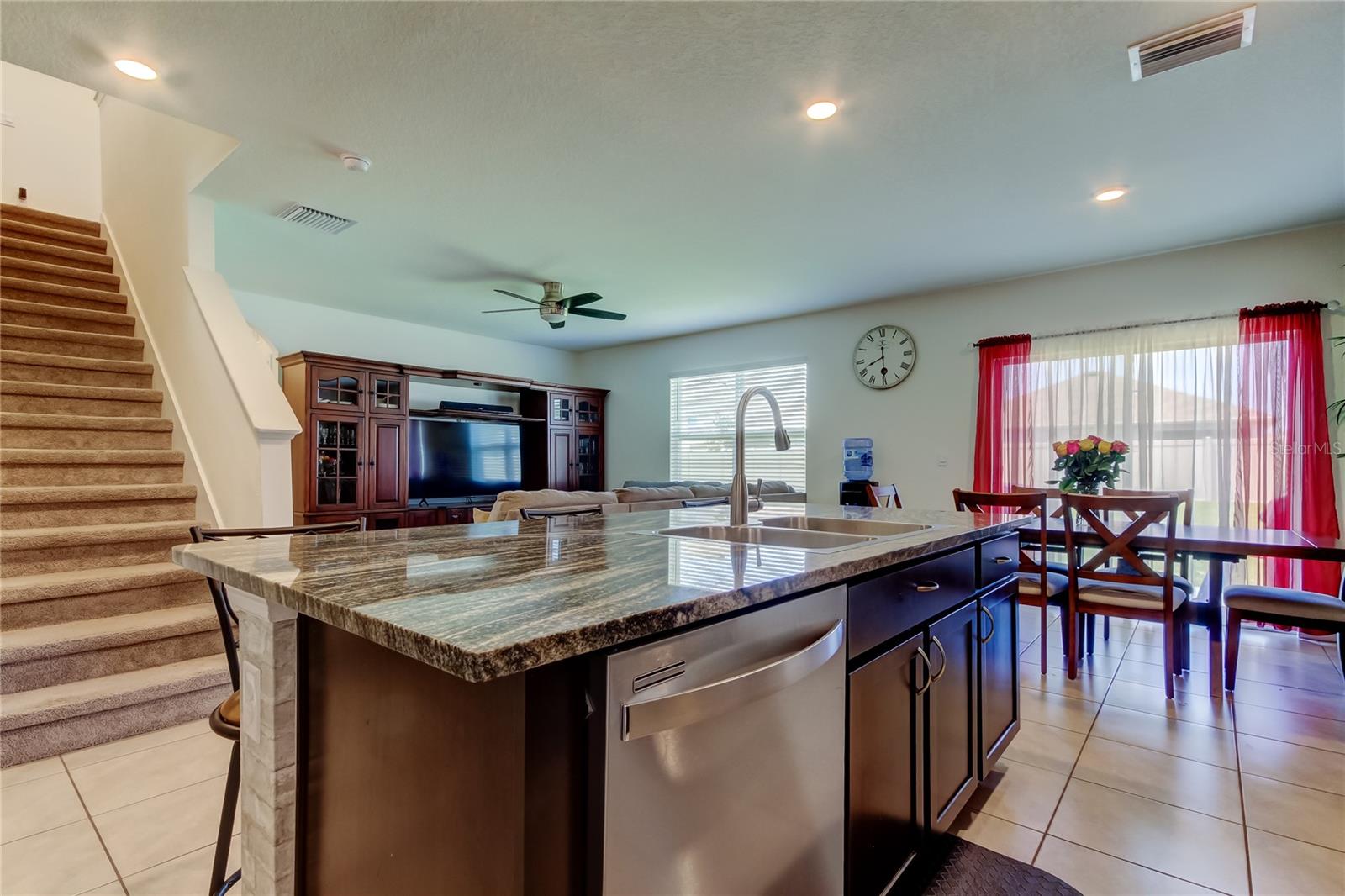 2933 MAIDEN GRASS ISLE, WESLEY CHAPEL, FL, 33543
