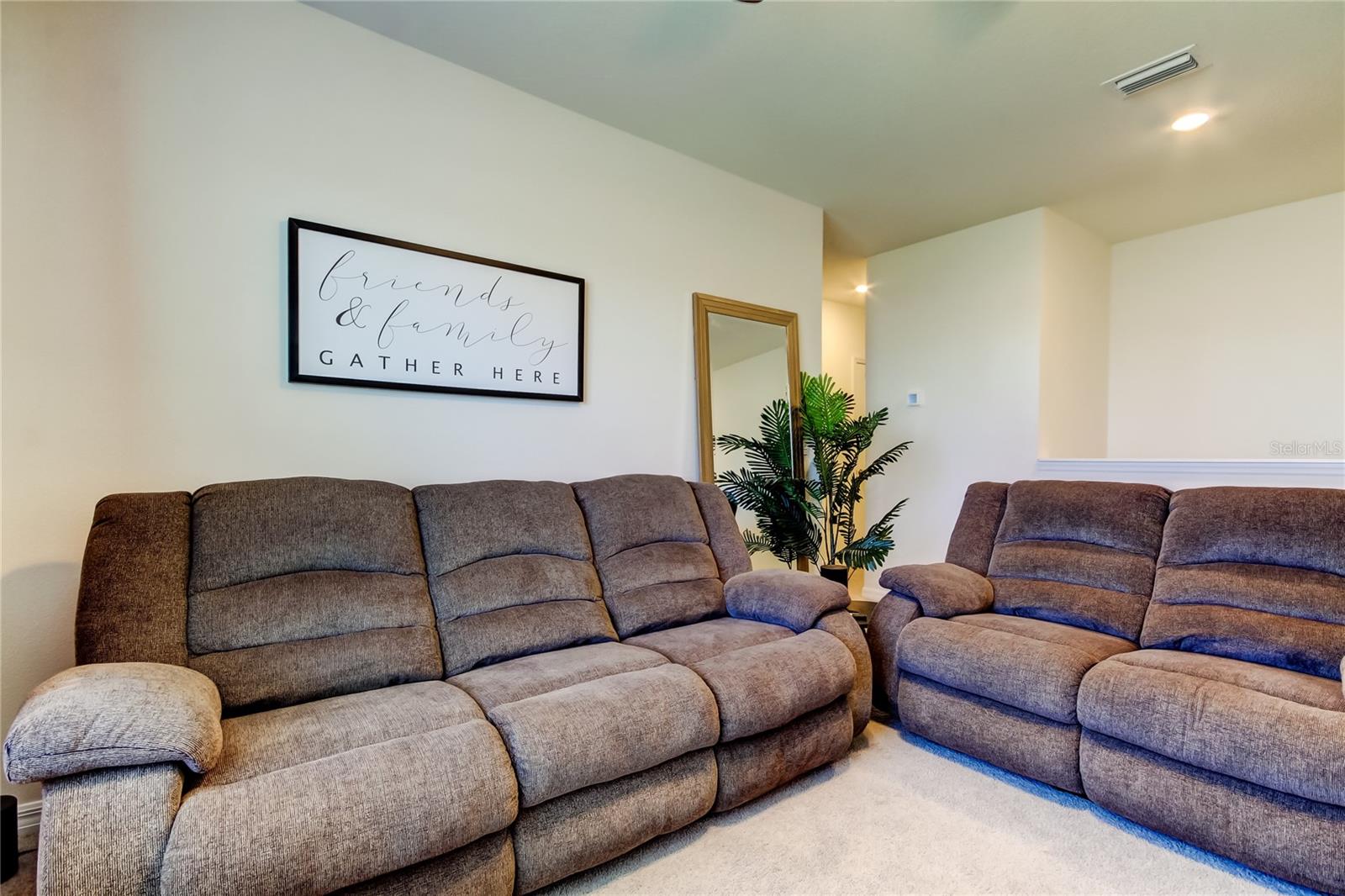 2933 MAIDEN GRASS ISLE, WESLEY CHAPEL, FL, 33543