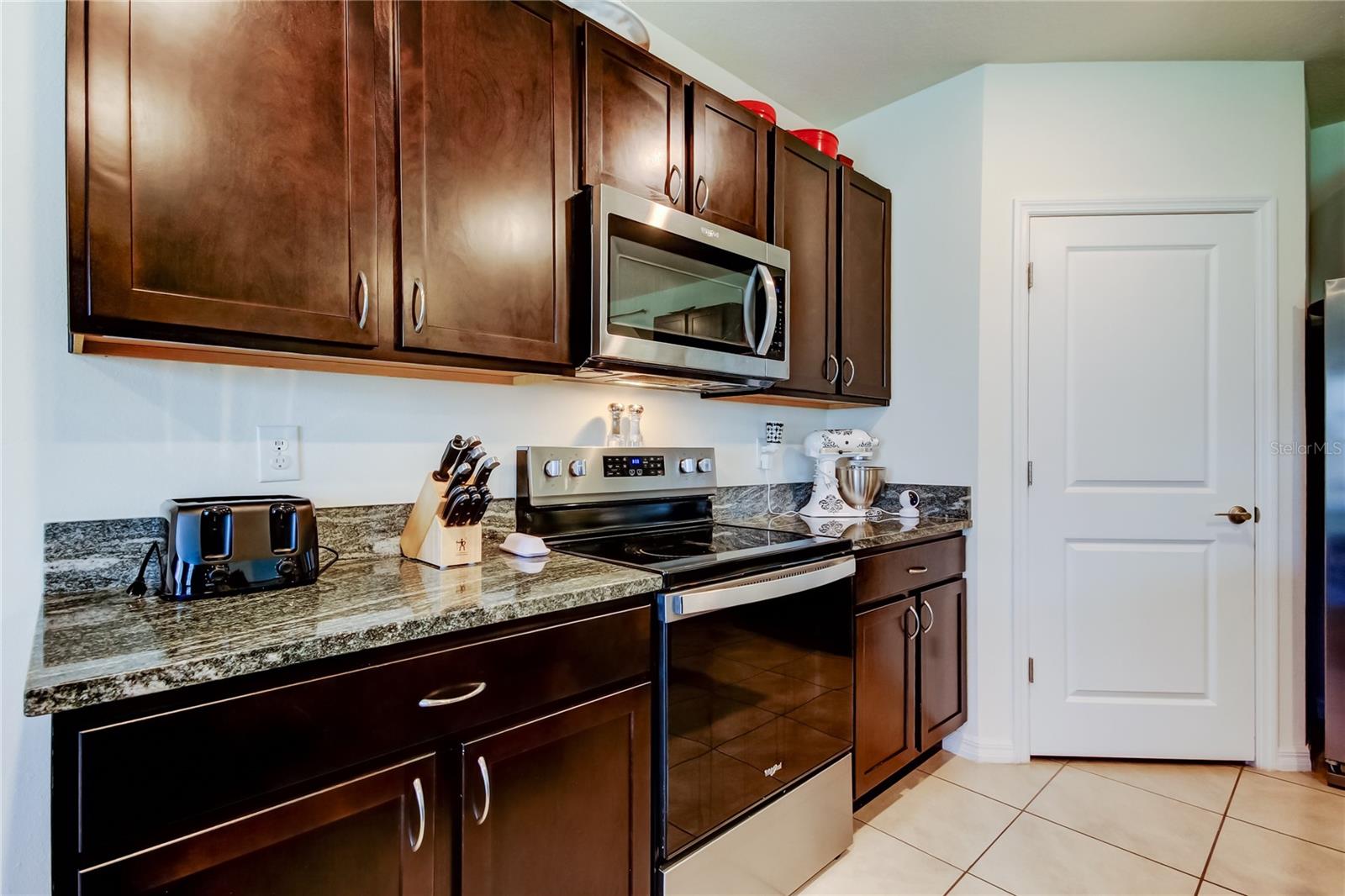 2933 MAIDEN GRASS ISLE, WESLEY CHAPEL, FL, 33543