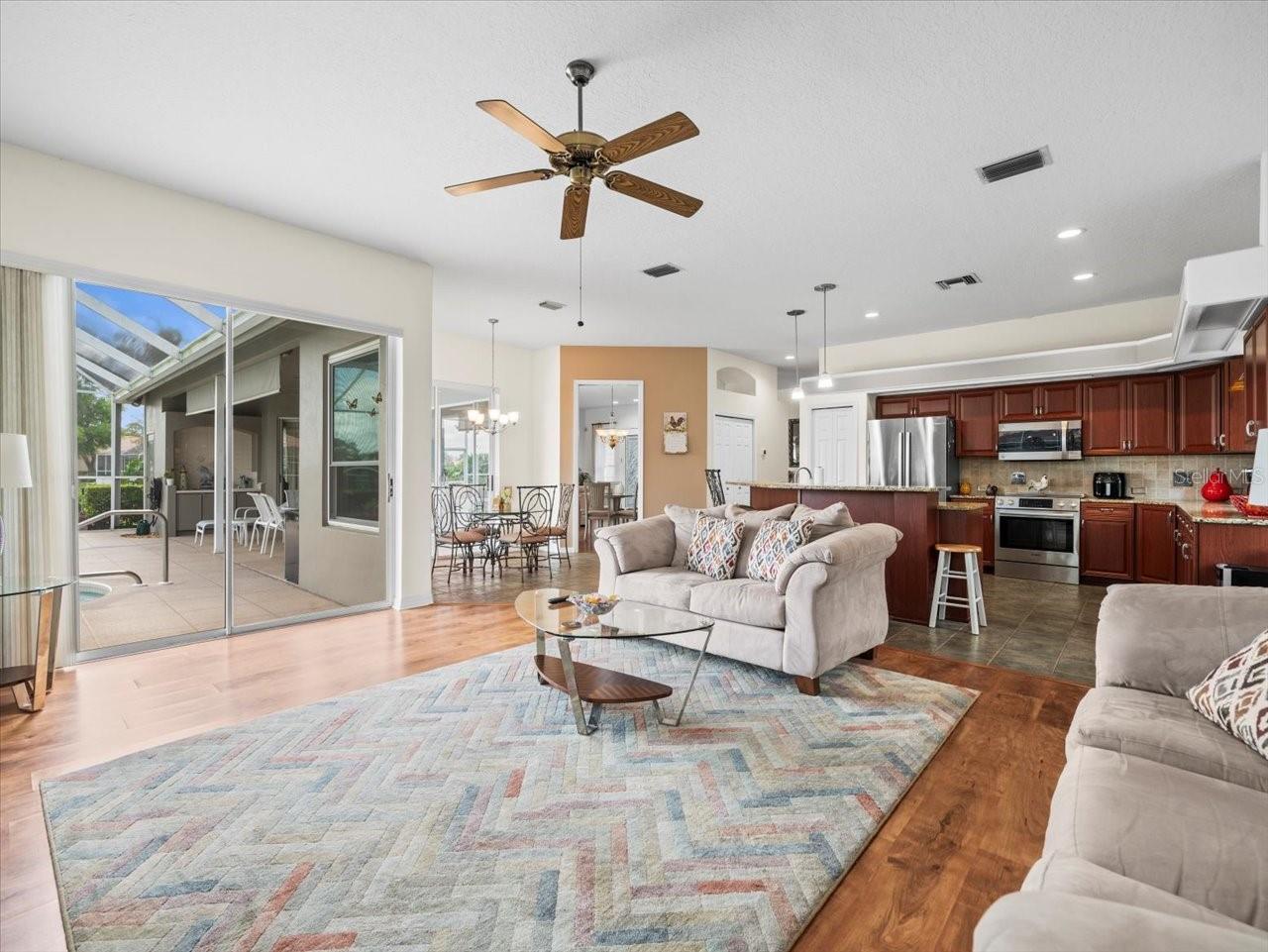 9032 CYPRESS GLEN CT, WEEKI WACHEE, FL, 34613