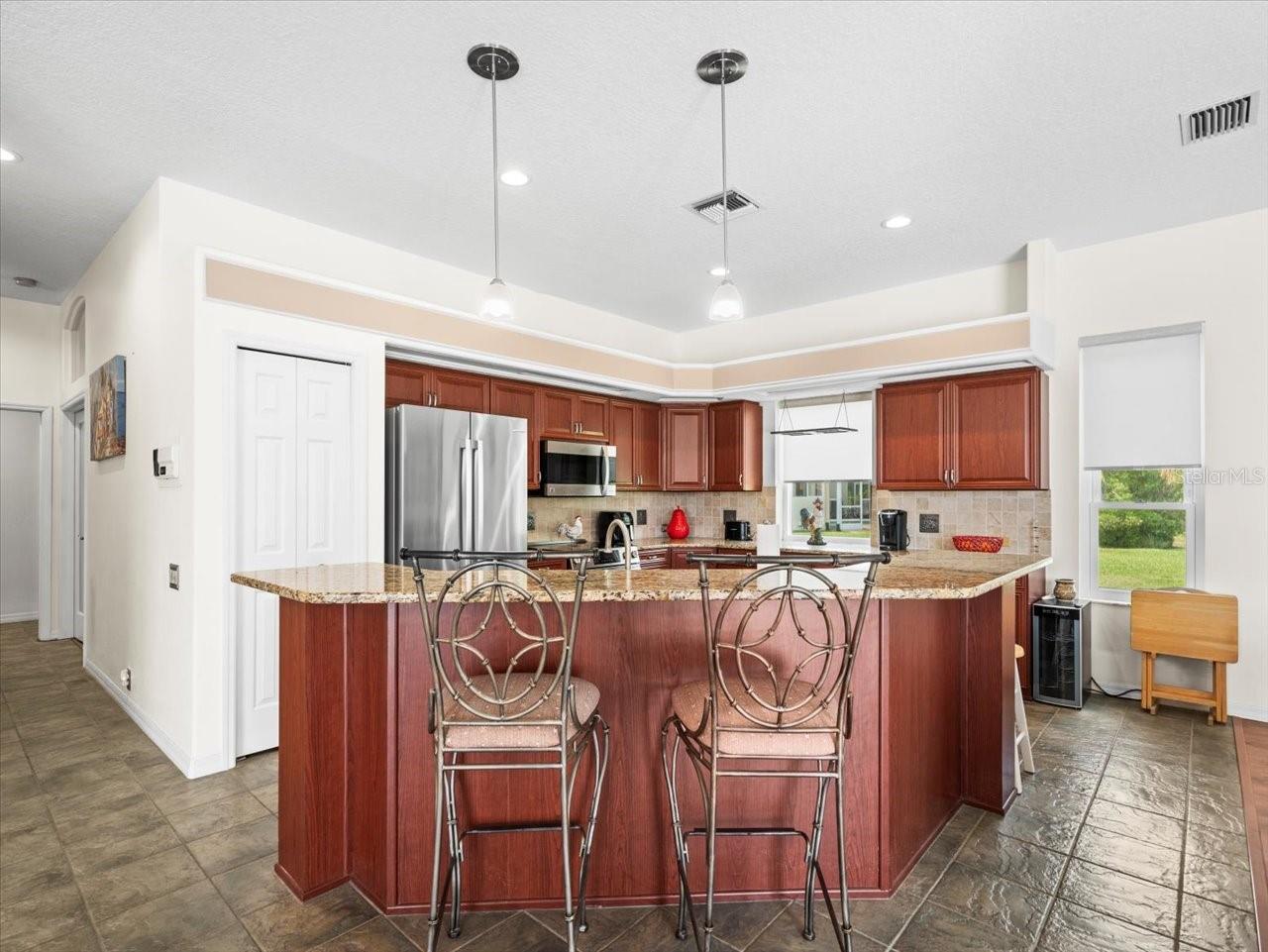 9032 CYPRESS GLEN CT, WEEKI WACHEE, FL, 34613