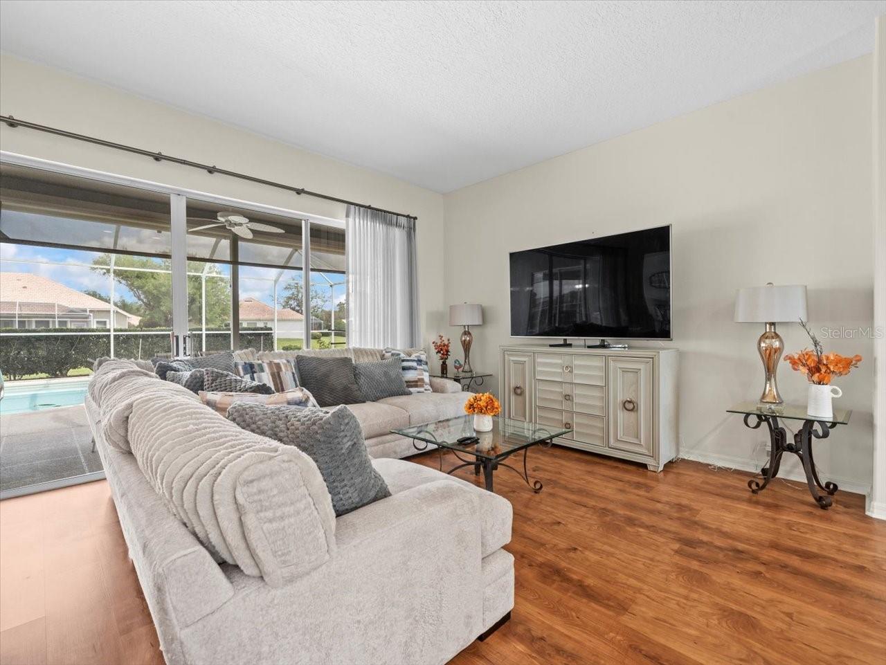9032 CYPRESS GLEN CT, WEEKI WACHEE, FL, 34613