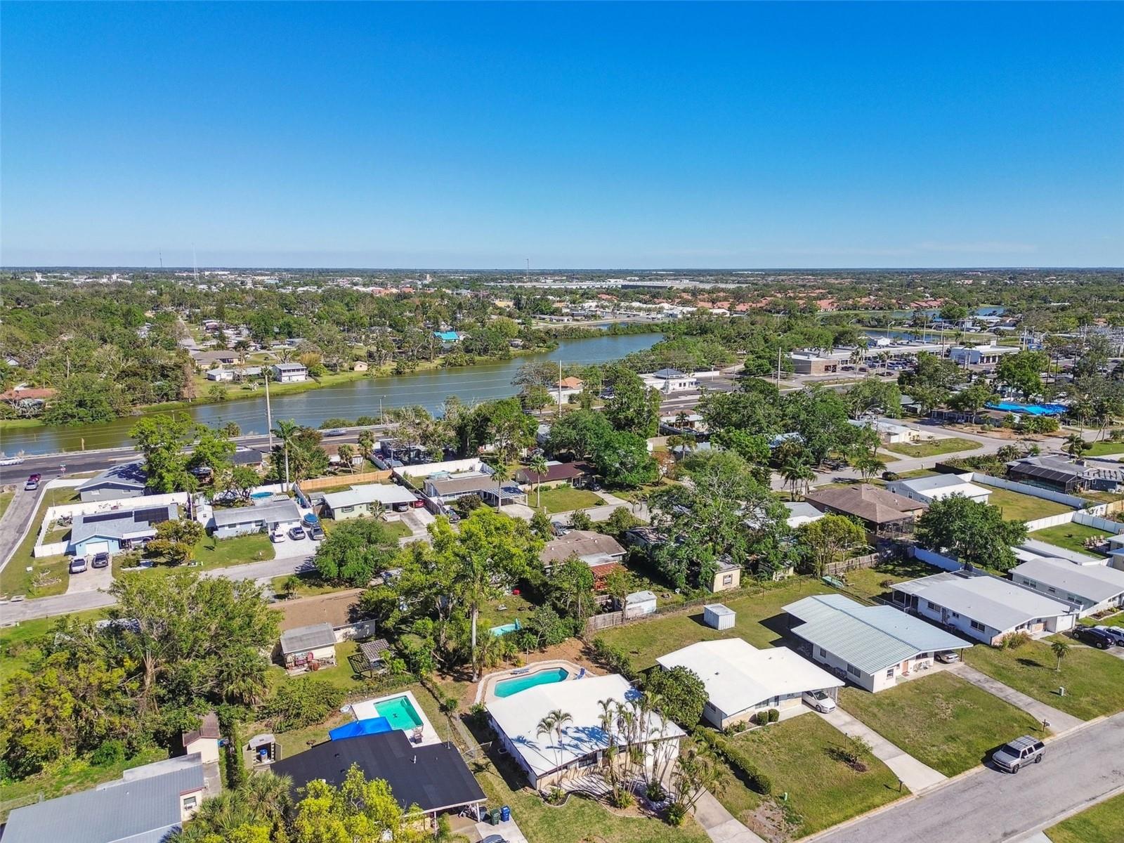 5619 NEW YORK AVE, SARASOTA, FL, 34231