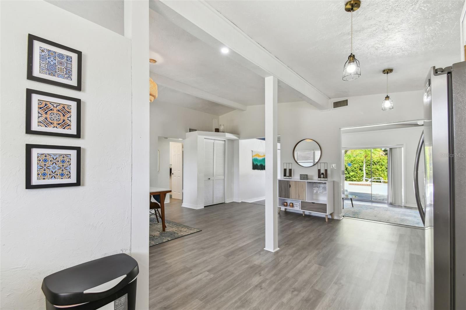 5619 NEW YORK AVE, SARASOTA, FL, 34231