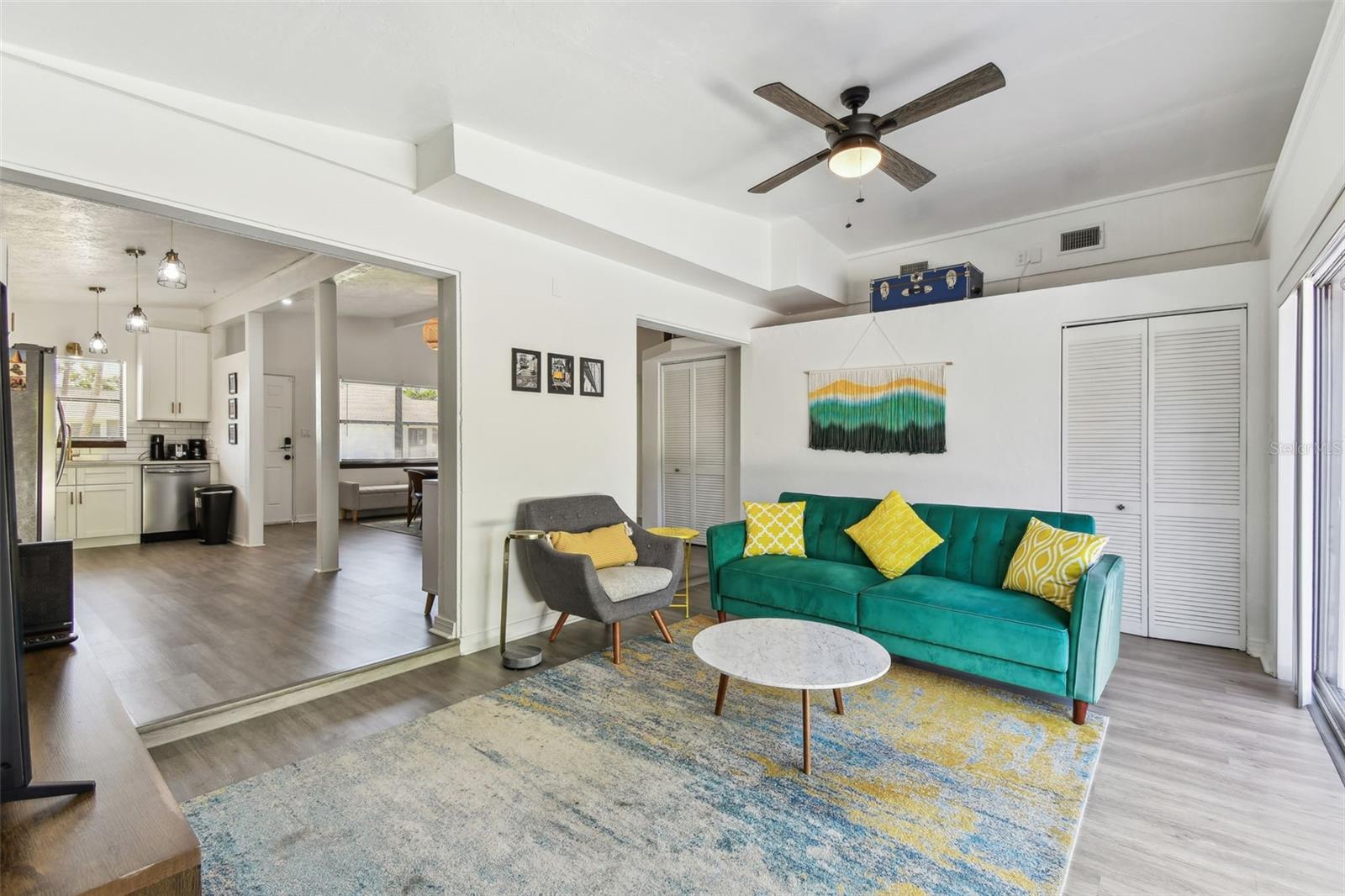 5619 NEW YORK AVE, SARASOTA, FL, 34231