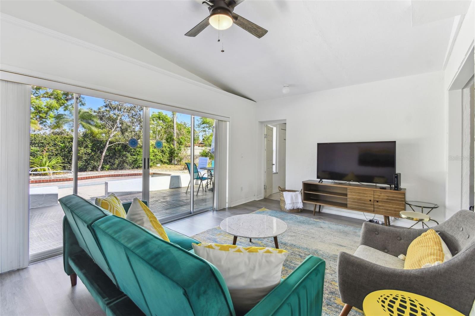 5619 NEW YORK AVE, SARASOTA, FL, 34231